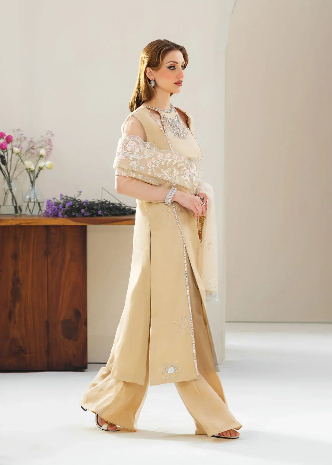 Mahum Asad | Forever and Ever Formals | Glow - House Of Hania