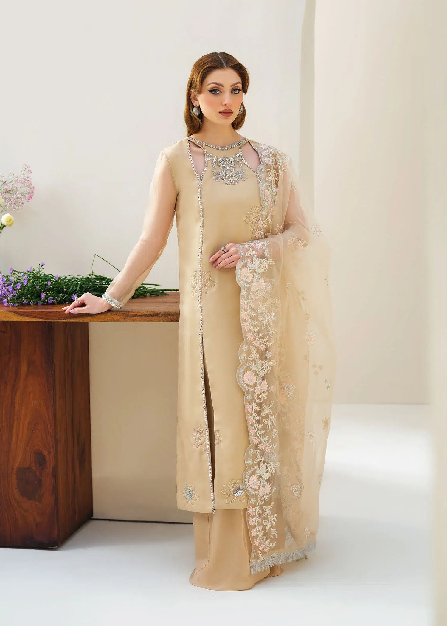 Mahum Asad | Forever and Ever Formals | Glow - House Of Hania