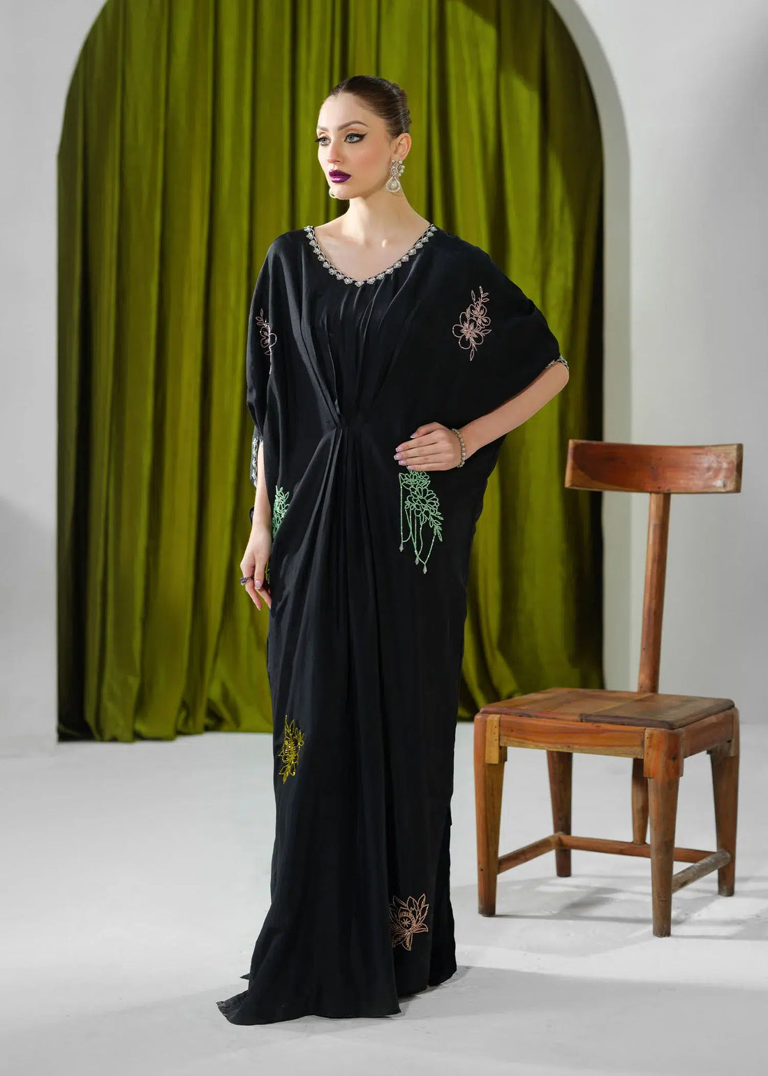 Mahum Asad | Forever and Ever Formals | Midnight - House Of Hania