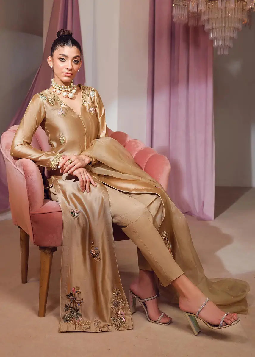 Mahum Asad | Forever and Ever Formals | Suave - House Of Hania