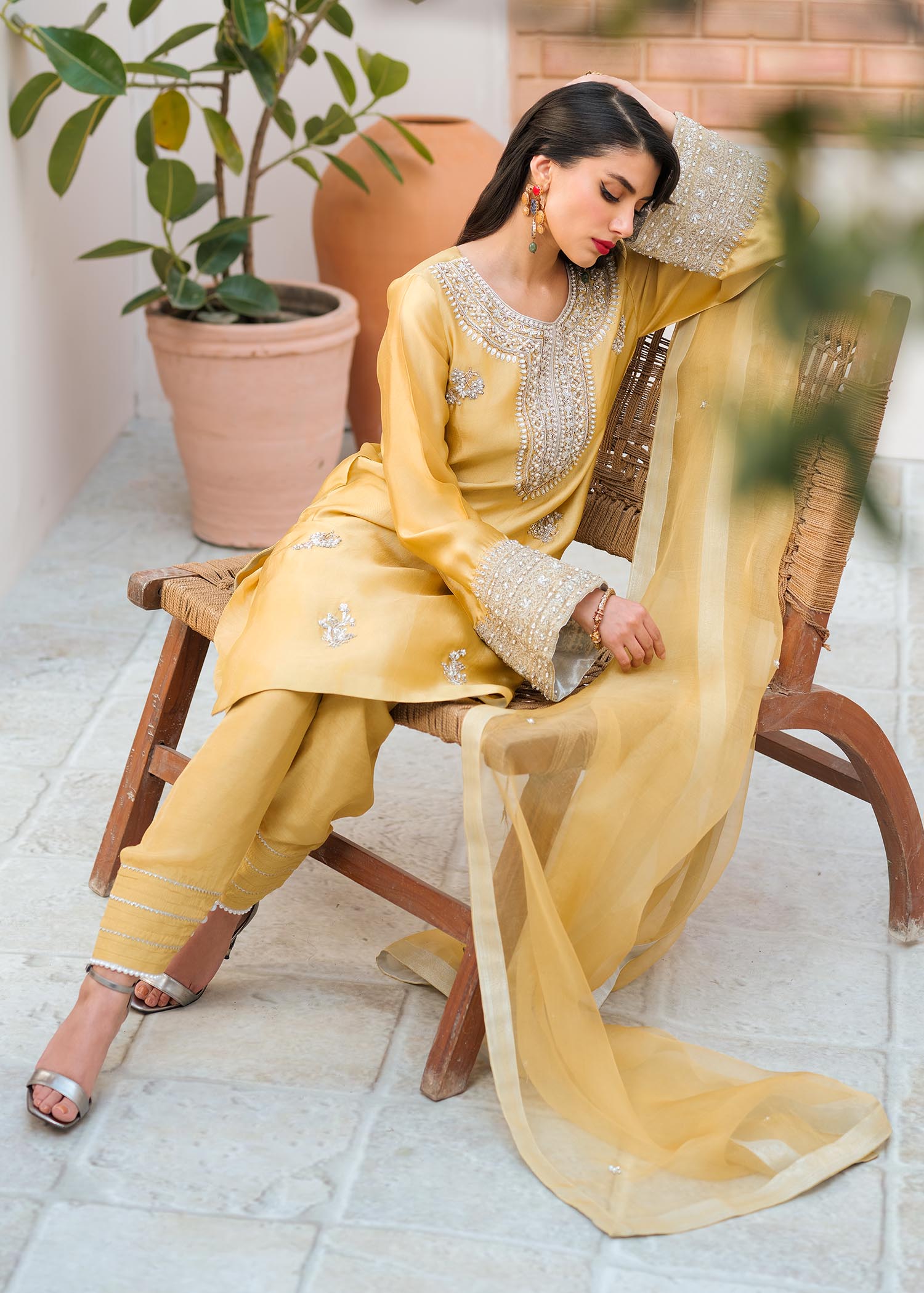 Mahum Asad | Raising The Bar | Bombshell - House Of Hania