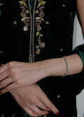Mahum Asad | Voila Velvets | Emerald - House Of Hania