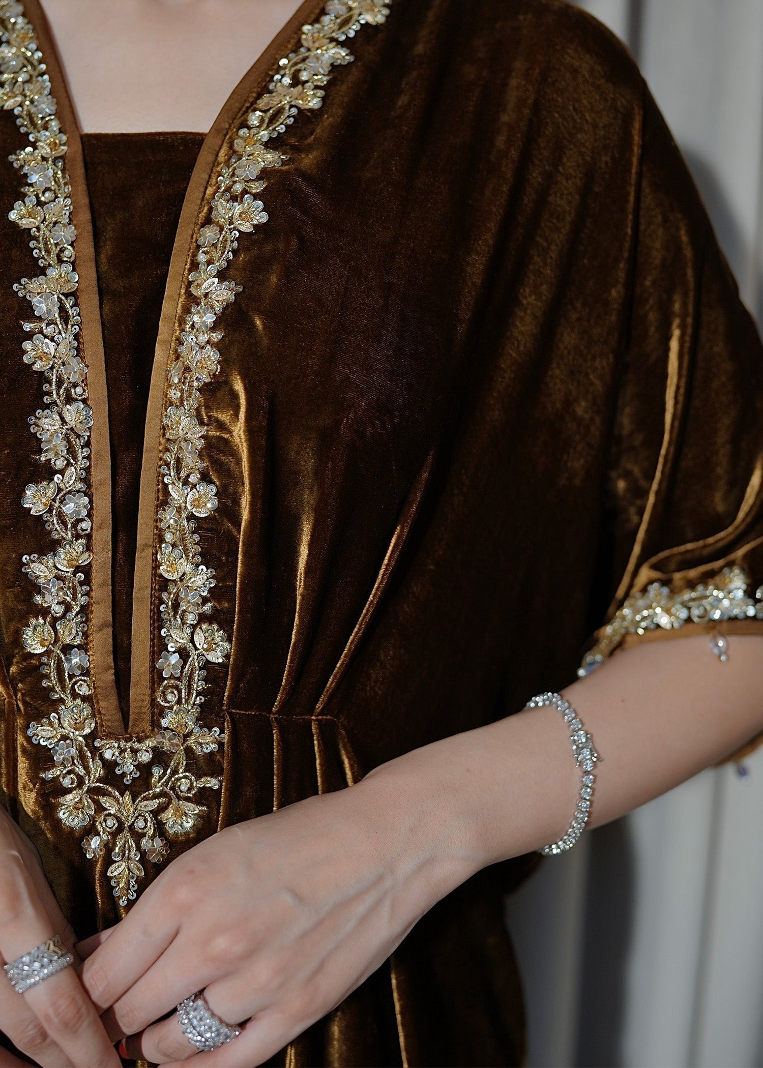 Mahum Asad | Voila Velvets | Topaz - House Of Hania