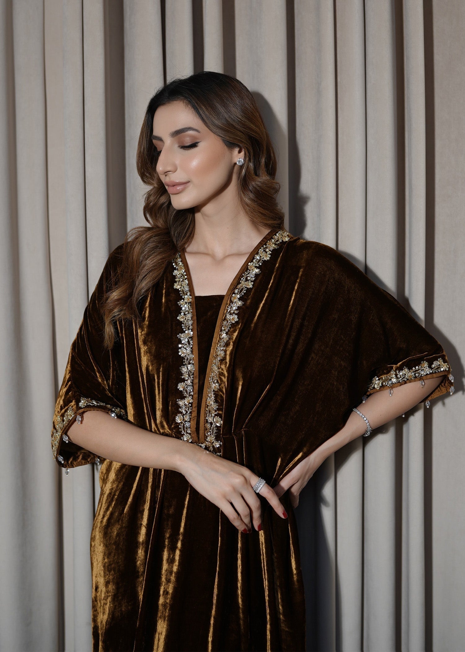 Mahum Asad | Voila Velvets | Topaz - House Of Hania