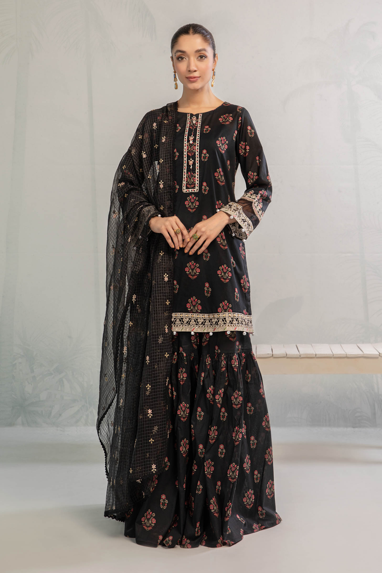 Maira B | Ready to Wear | DW-EA23-06R1 - House Of Hania