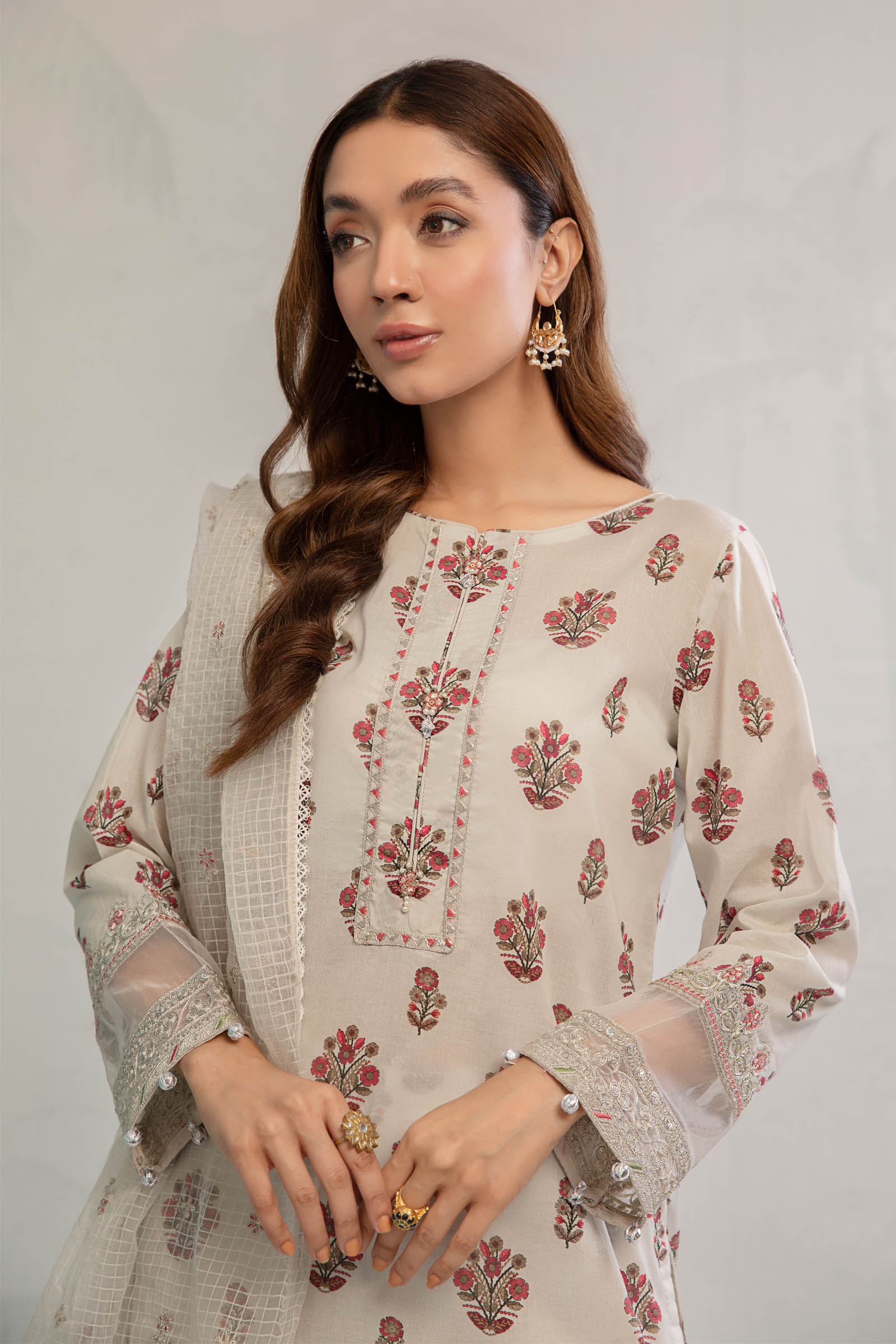 Maira B | Ready to Wear | DW-EA23-06R1 - House Of Hania