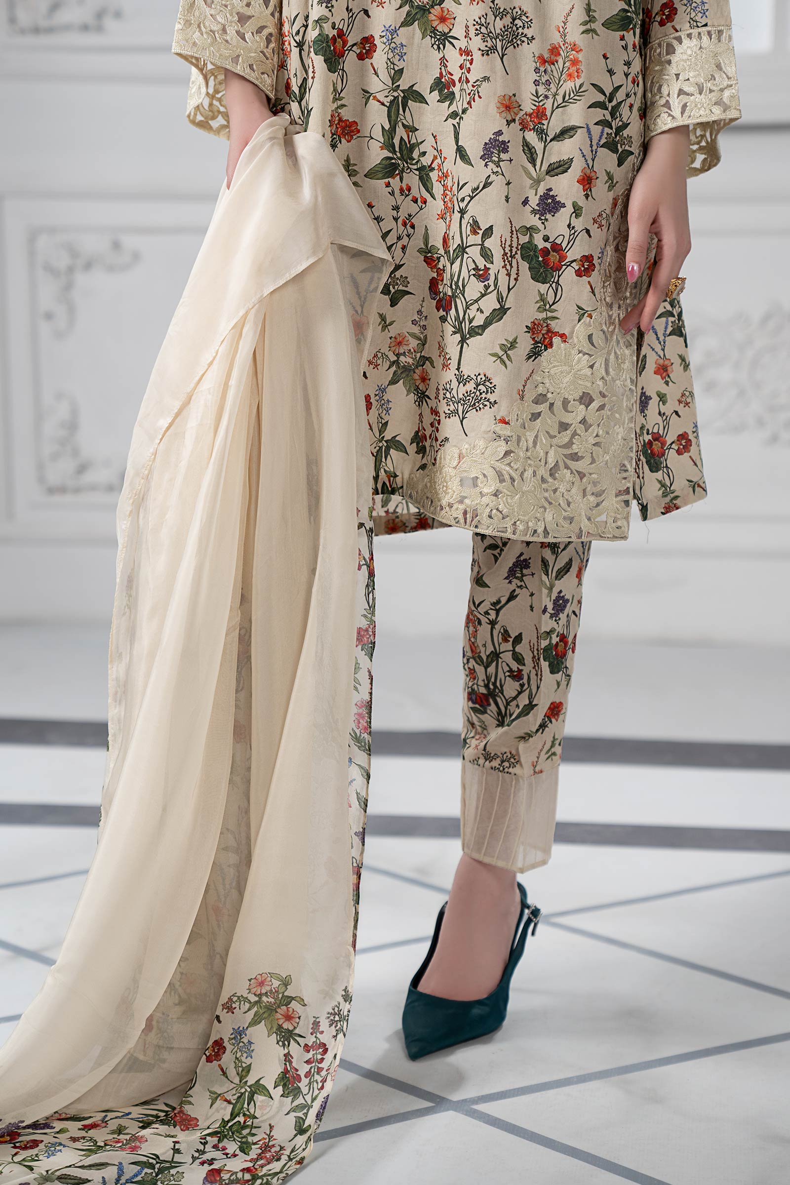 Maira B | Ready to Wear | DW-EF23-71R1 - House Of Hania