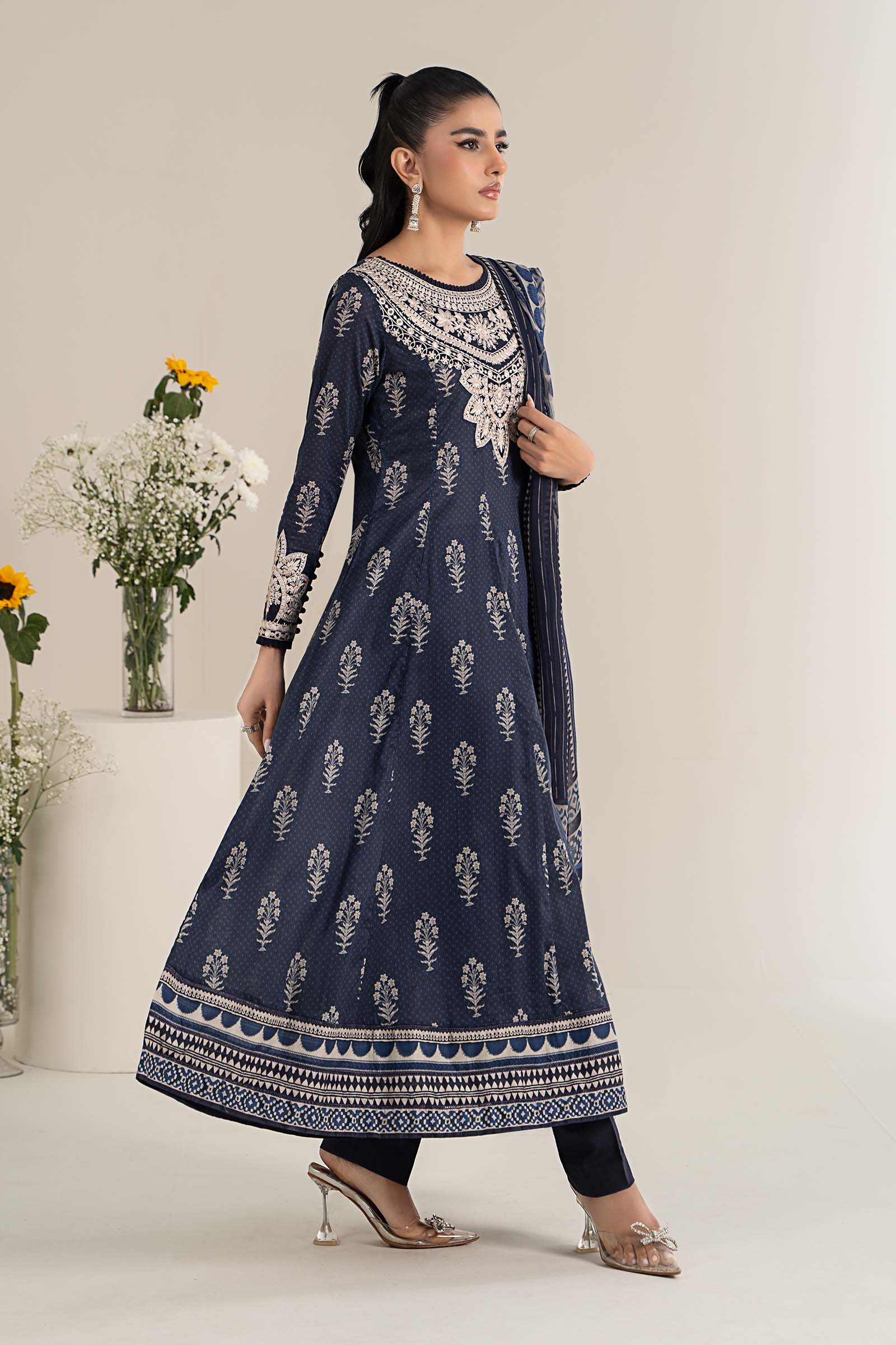 Maira B | Ready to Wear | DW-EF25-22 - House Of Hania
