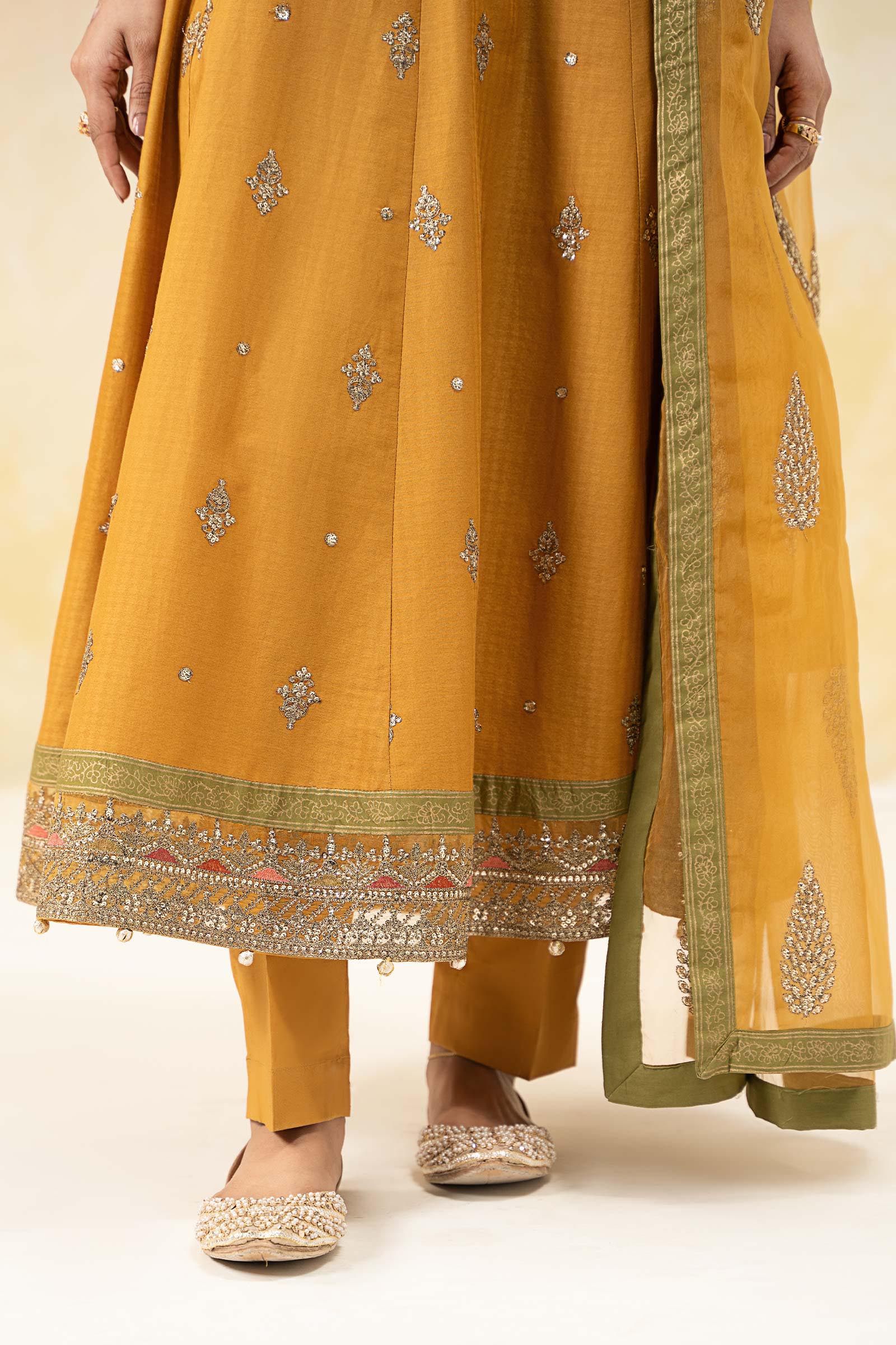 Maira B | Ready to Wear | DW-EF25-68 - House Of Hania