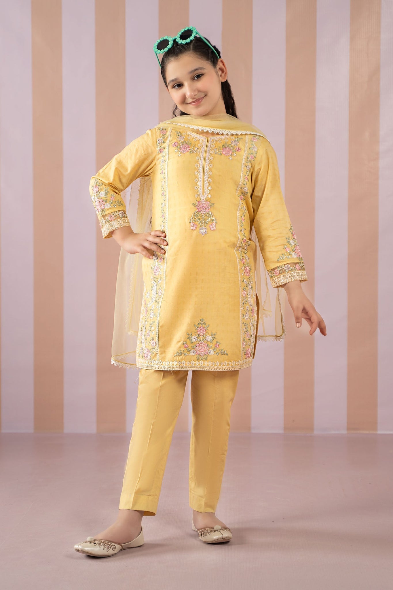 Maria B | 3 Piece Embroidered Dobby Lawn Suit | MKD-EF25-50 - House Of Hania