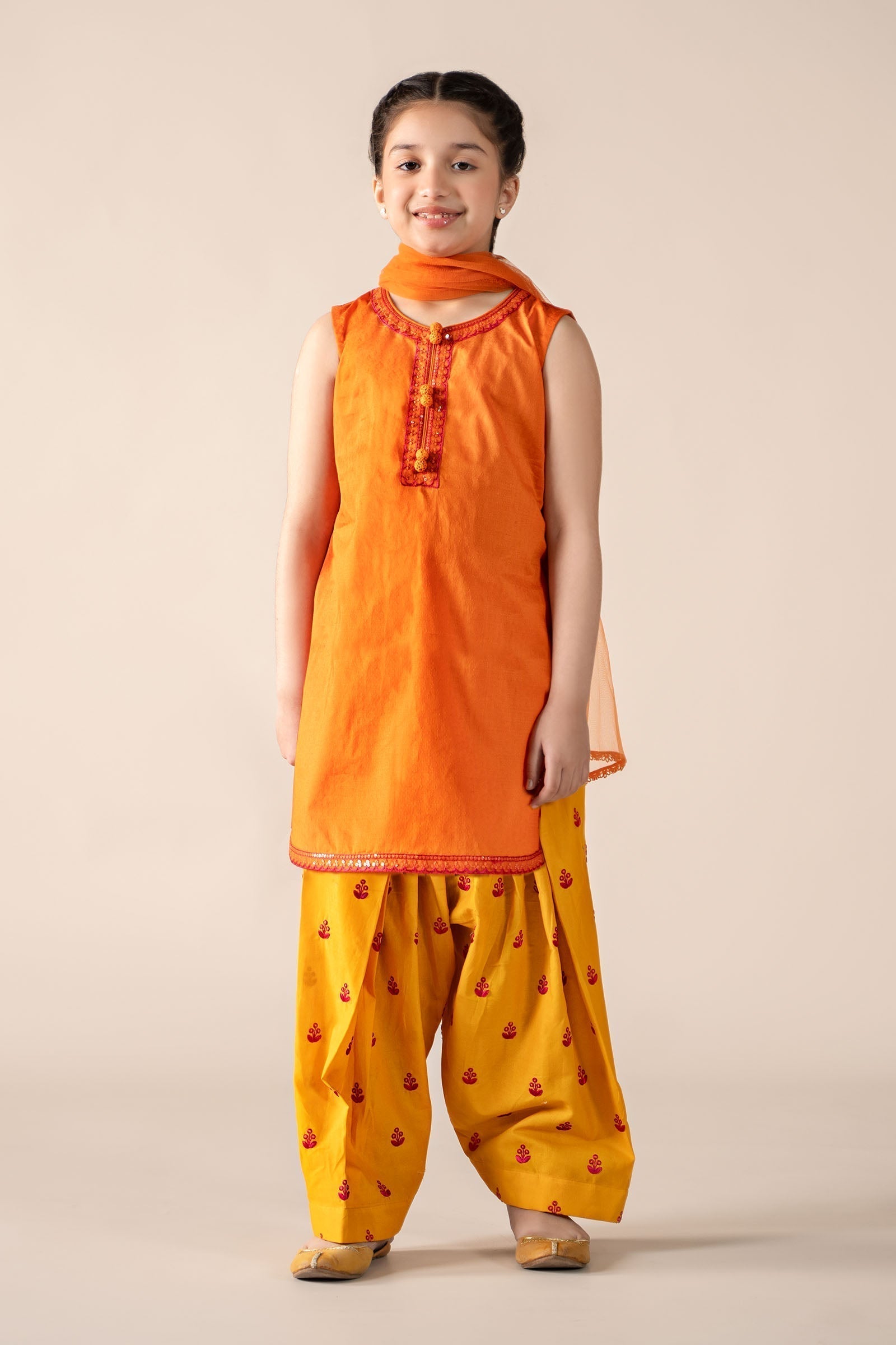 Maria B | 3 Piece Embroidered Dobby Lawn Suit | MKD-EF25-54 - House Of Hania