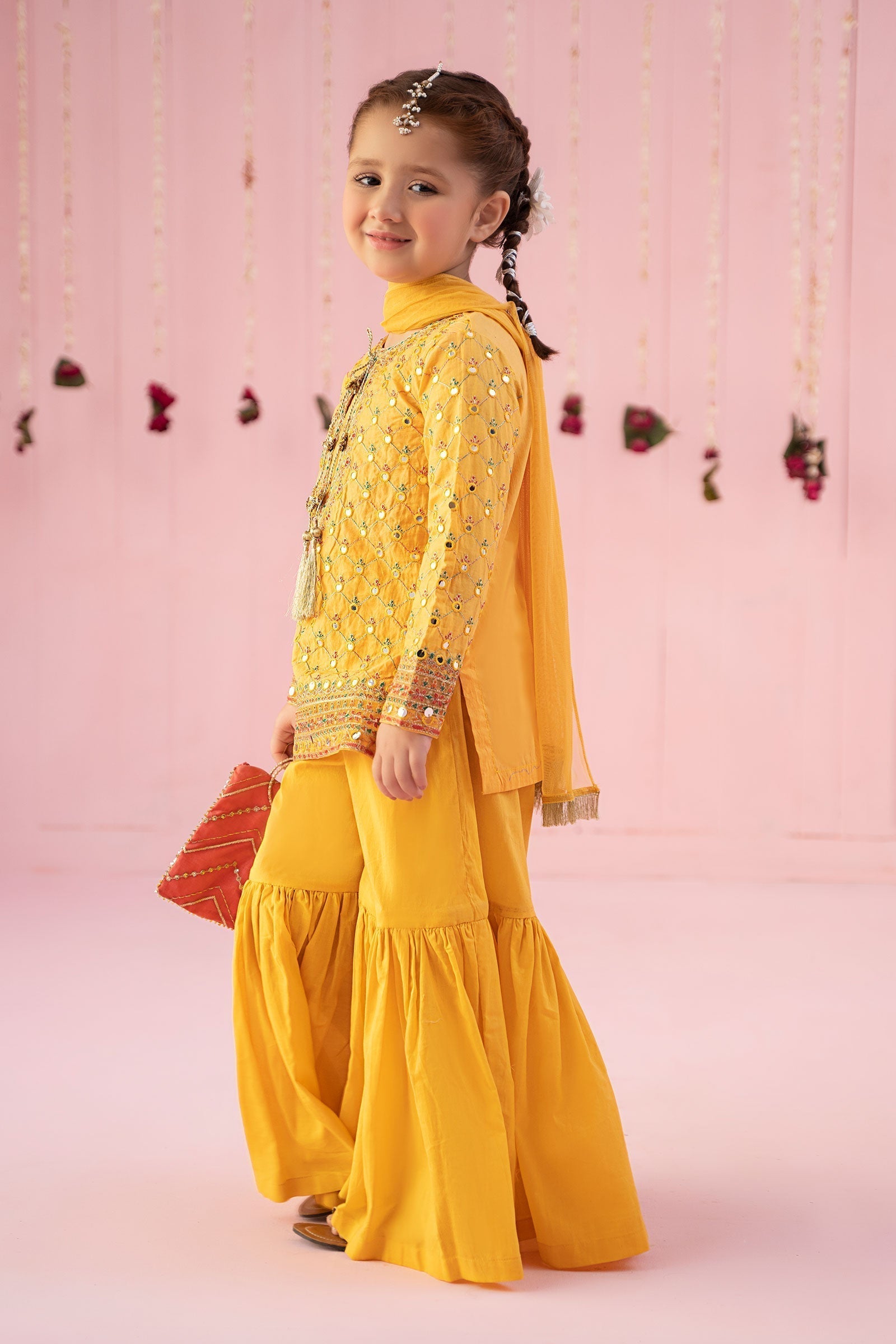 Maria B | 3 Piece Embroidered Lawn Suit | MKD-EF24-09 - House Of Hania