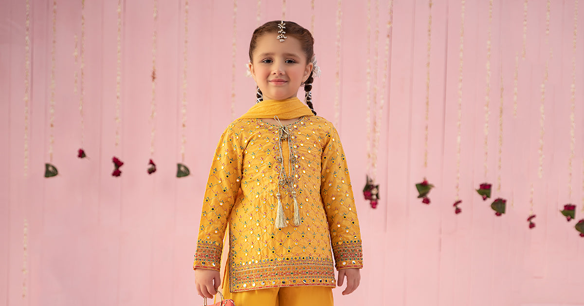 Maria B | 3 Piece Embroidered Lawn Suit | MKD-EF24-09 - House Of Hania