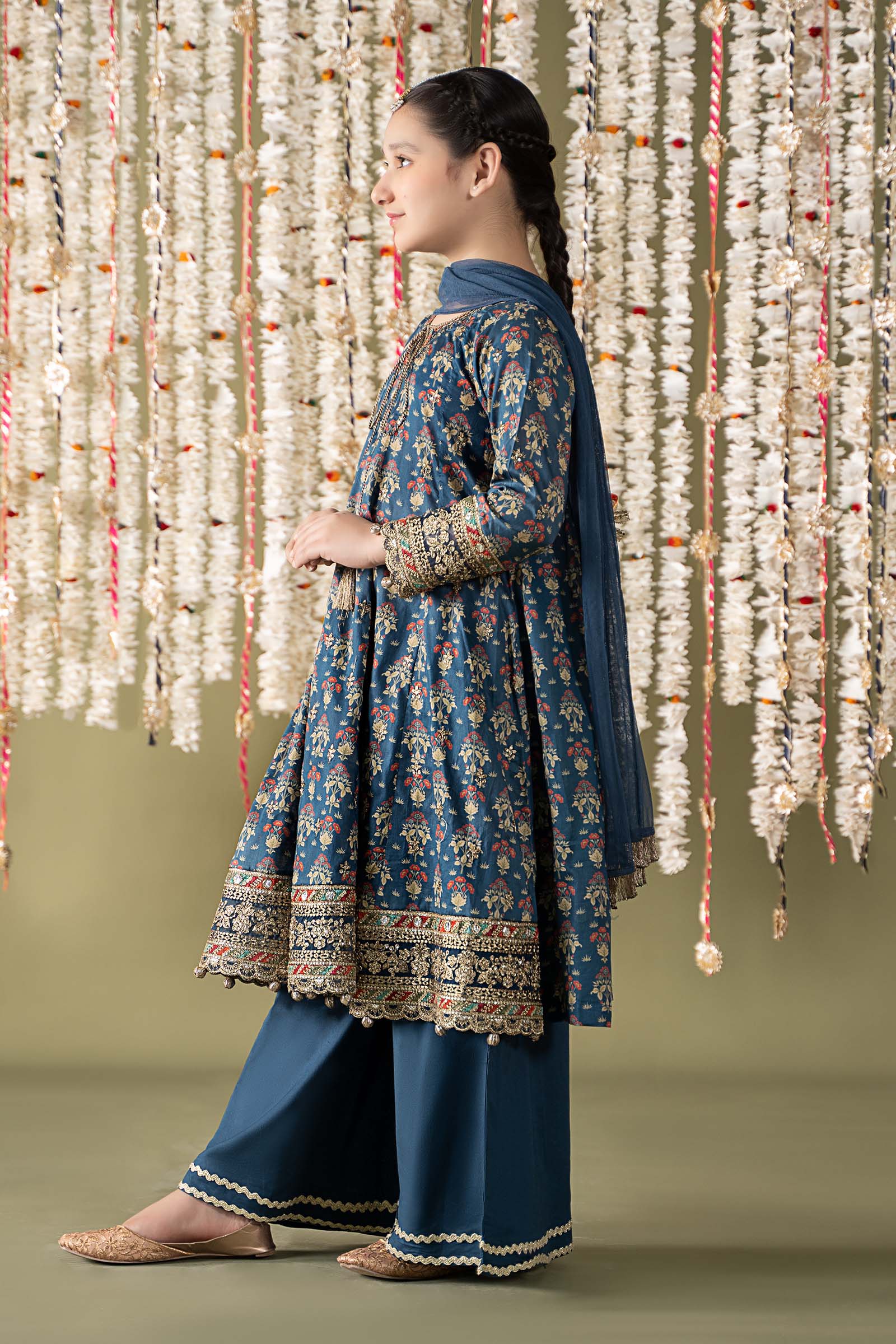 Maria B | 3 Piece Embroidered Lawn Suit | MKD-EF25-05 - House Of Hania