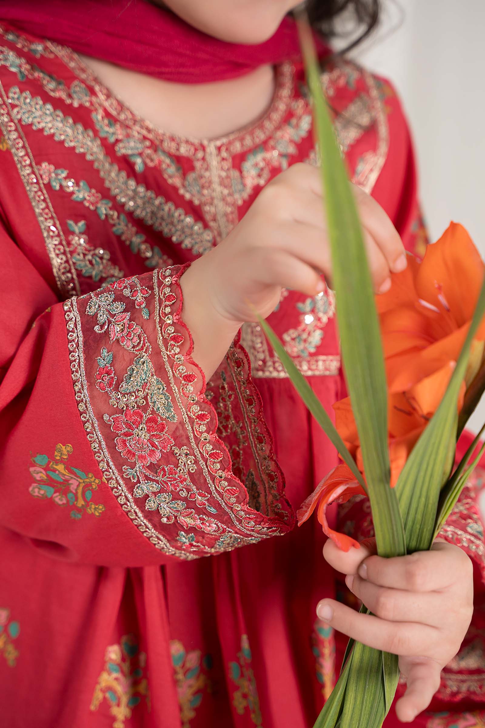 Maria B | 3 Piece Embroidered Lawn Suit | MKD-EF25-15 - House Of Hania