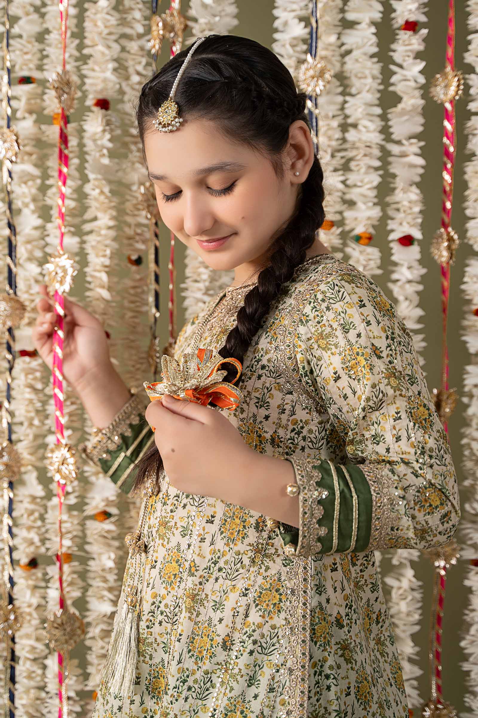 Maria B | 3 Piece Embroidered Lawn Suit | MKD-EF25-27 - House Of Hania