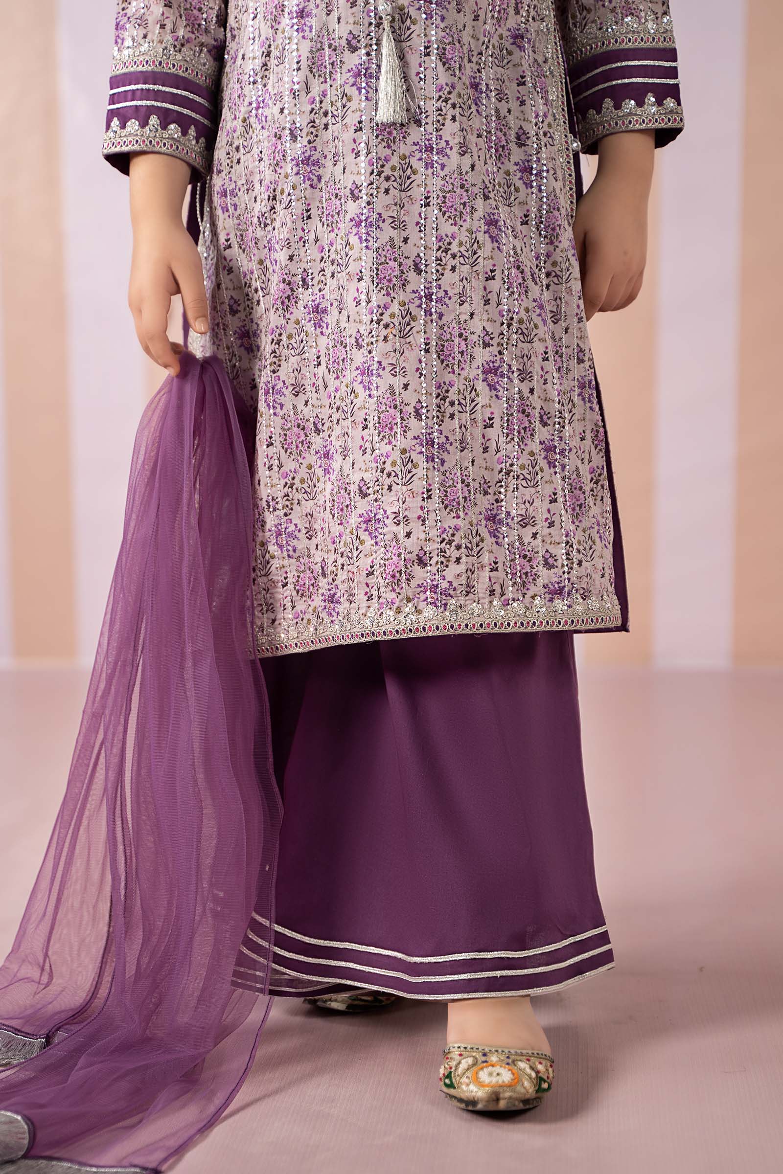 Maria B | 3 Piece Embroidered Lawn Suit | MKD-EF25-27 - House Of Hania