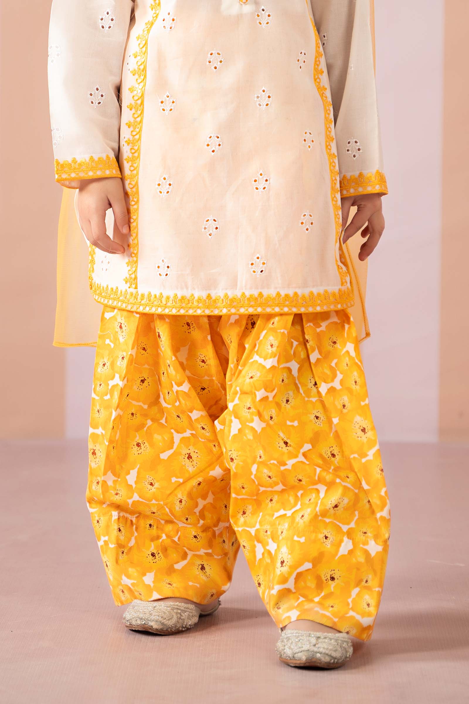 Maria B | 3 Piece Embroidered Lawn Suit | MKD-EF25-66 - House Of Hania