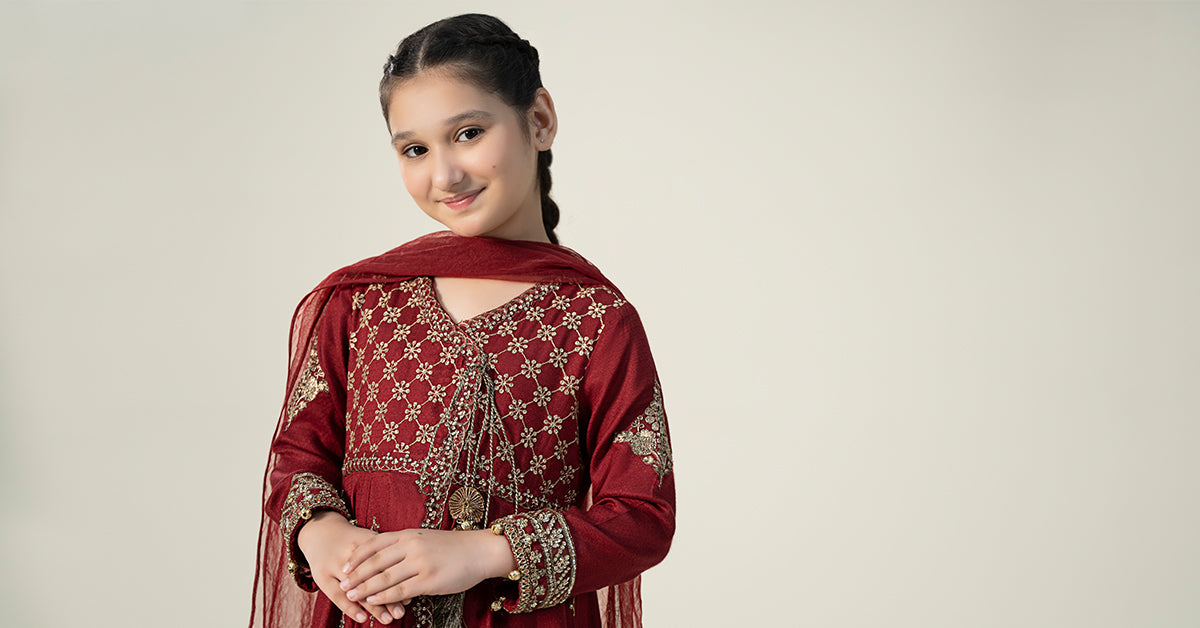 Maria B | 3 Piece Embroidered Linen Suit | MKD-W24-02 - House Of Hania