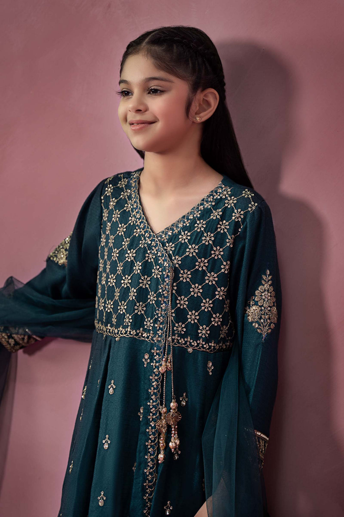 Maria B | 3 Piece Embroidered Linen Suit | MKD-W24-02 - House Of Hania