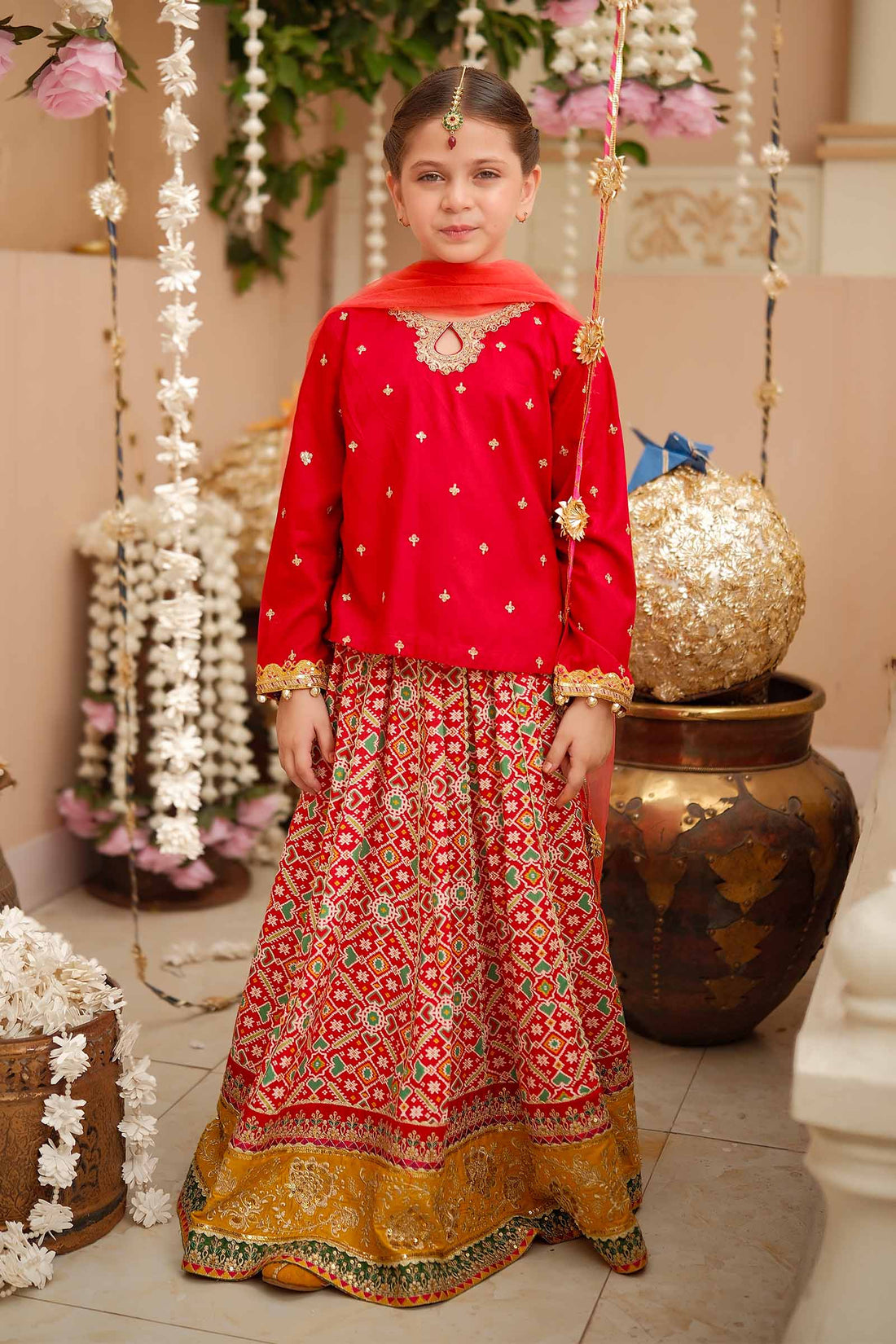 Maria B | 3 Piece Embroidered Linen Suit | MKD-W24-04 - House Of Hania