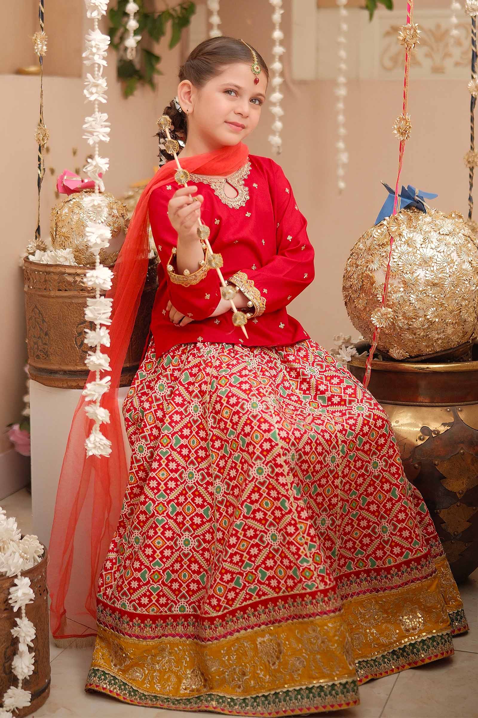 Maria B | 3 Piece Embroidered Linen Suit | MKD-W24-04 - House Of Hania