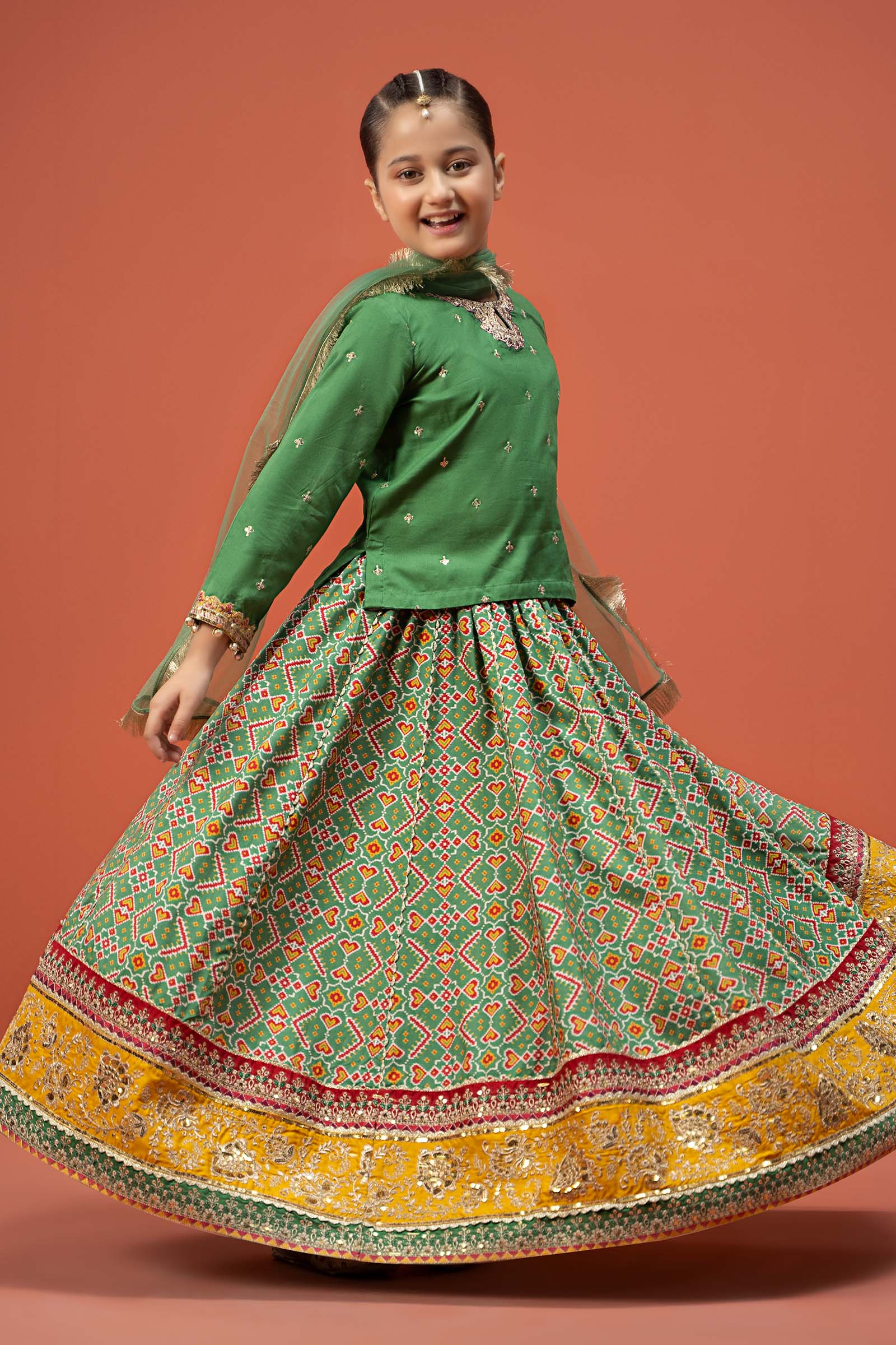 Maria B | 3 Piece Embroidered Linen Suit | MKD-W24-04 - House Of Hania