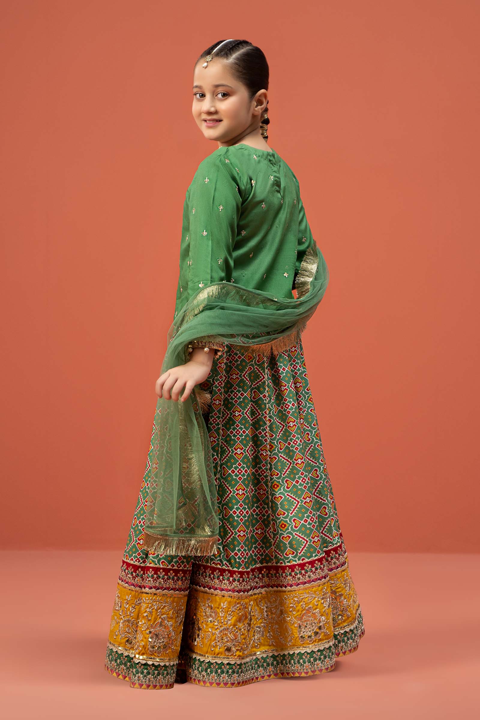 Maria B | 3 Piece Embroidered Linen Suit | MKD-W24-04 - House Of Hania