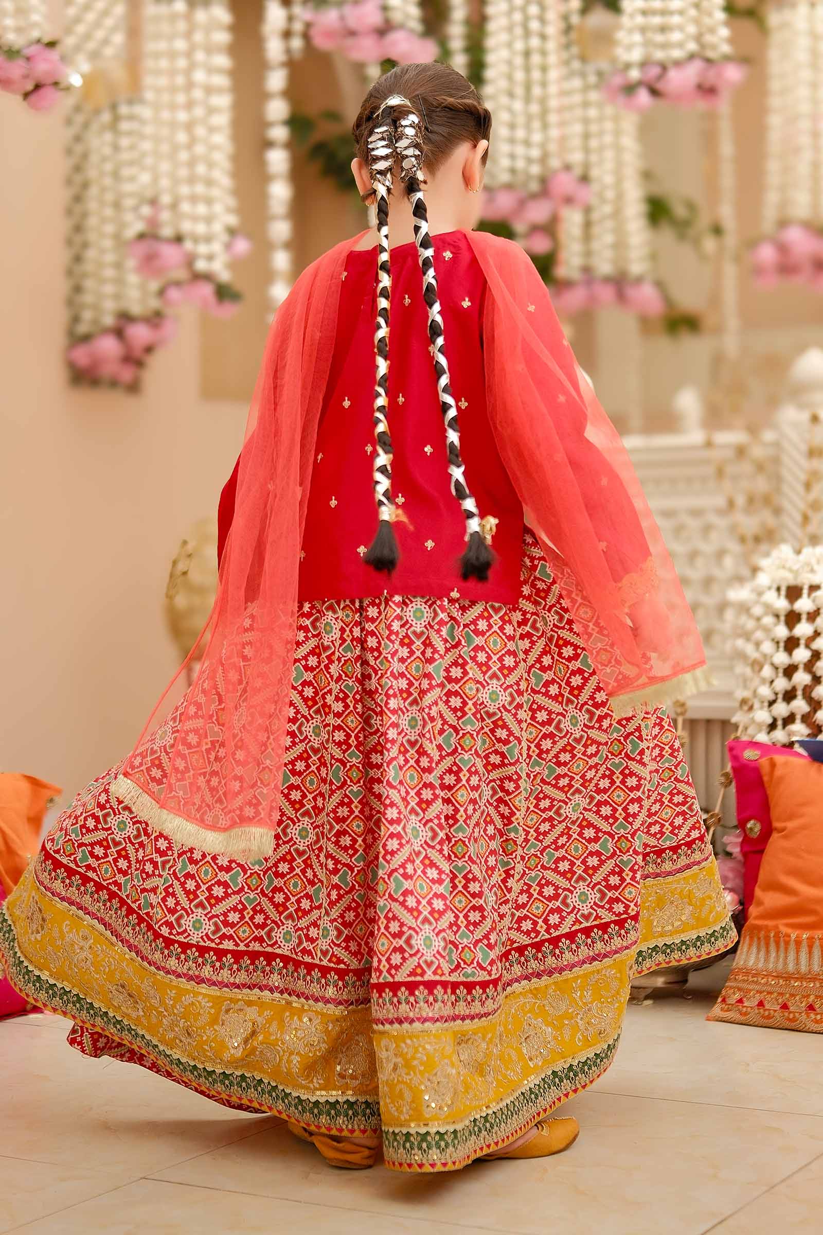Maria B | 3 Piece Embroidered Linen Suit | MKD-W24-04 - House Of Hania