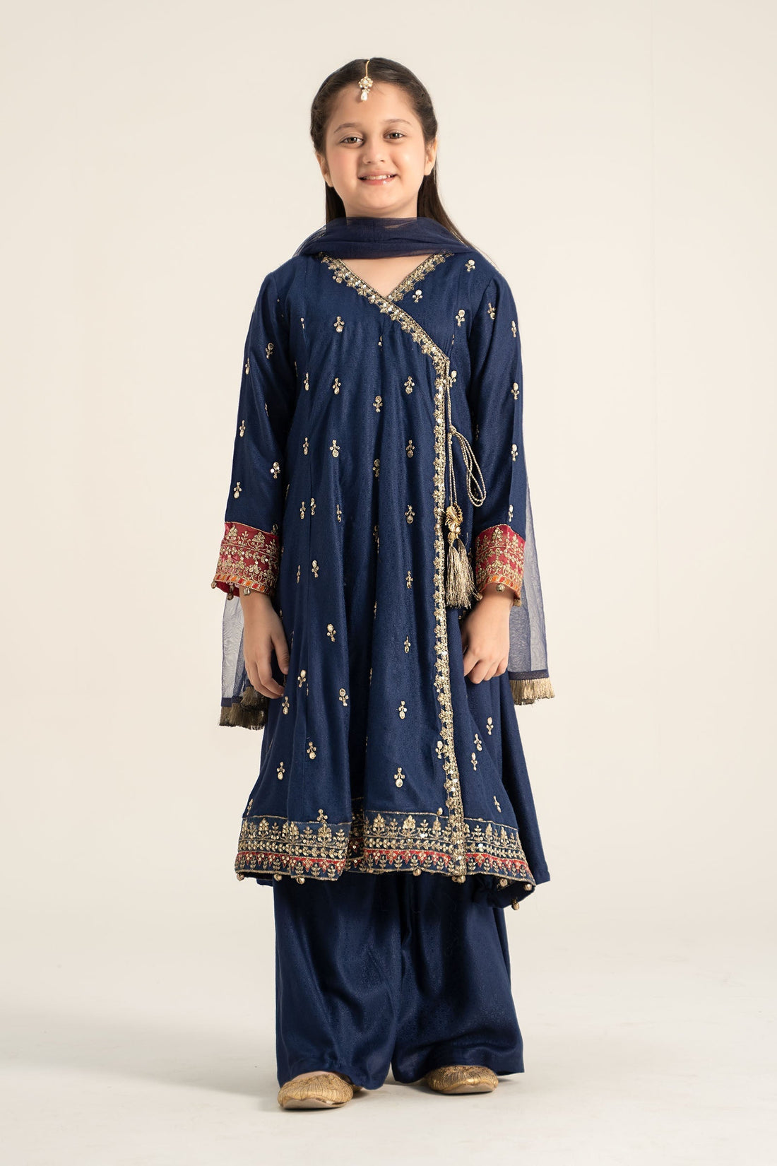 Maria B | 3 Piece Embroidered Linen Suit | MKD-W24-08 - House Of Hania
