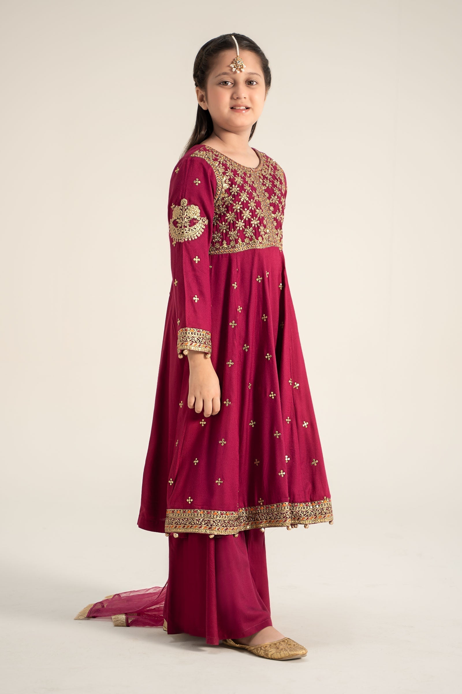 Maria B | 3 Piece Embroidered Linen Suit | MKD-W24-18 - House Of Hania