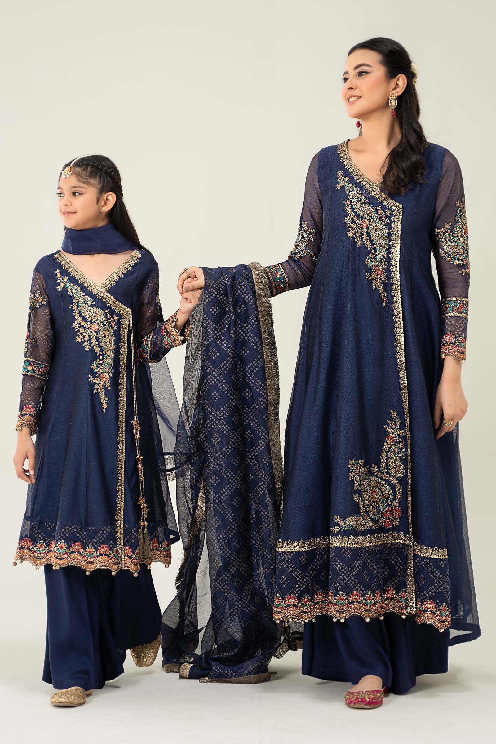 Maria B | 3 Piece Embroidered Paper Cotton Suit | MKD-W24-22 - House Of Hania