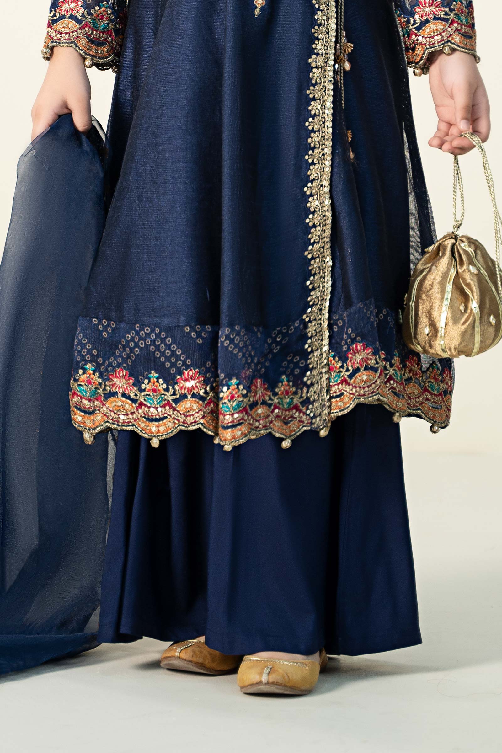 Maria B | 3 Piece Embroidered Paper Cotton Suit | MKD-W24-22 - House Of Hania