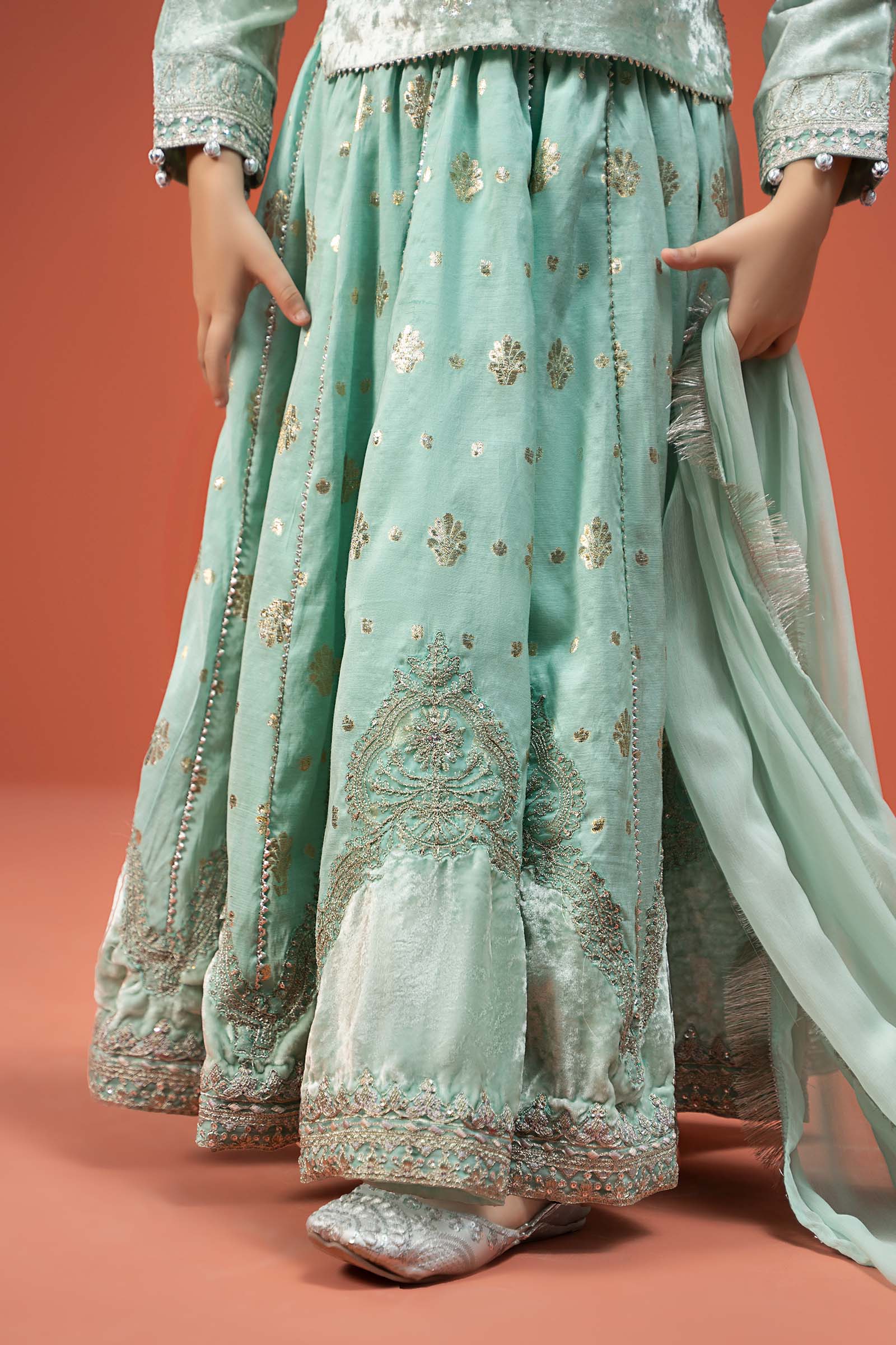 Maria B | 3 Piece Embroidered Velvet Suit | MKS-W24-14 - House Of Hania