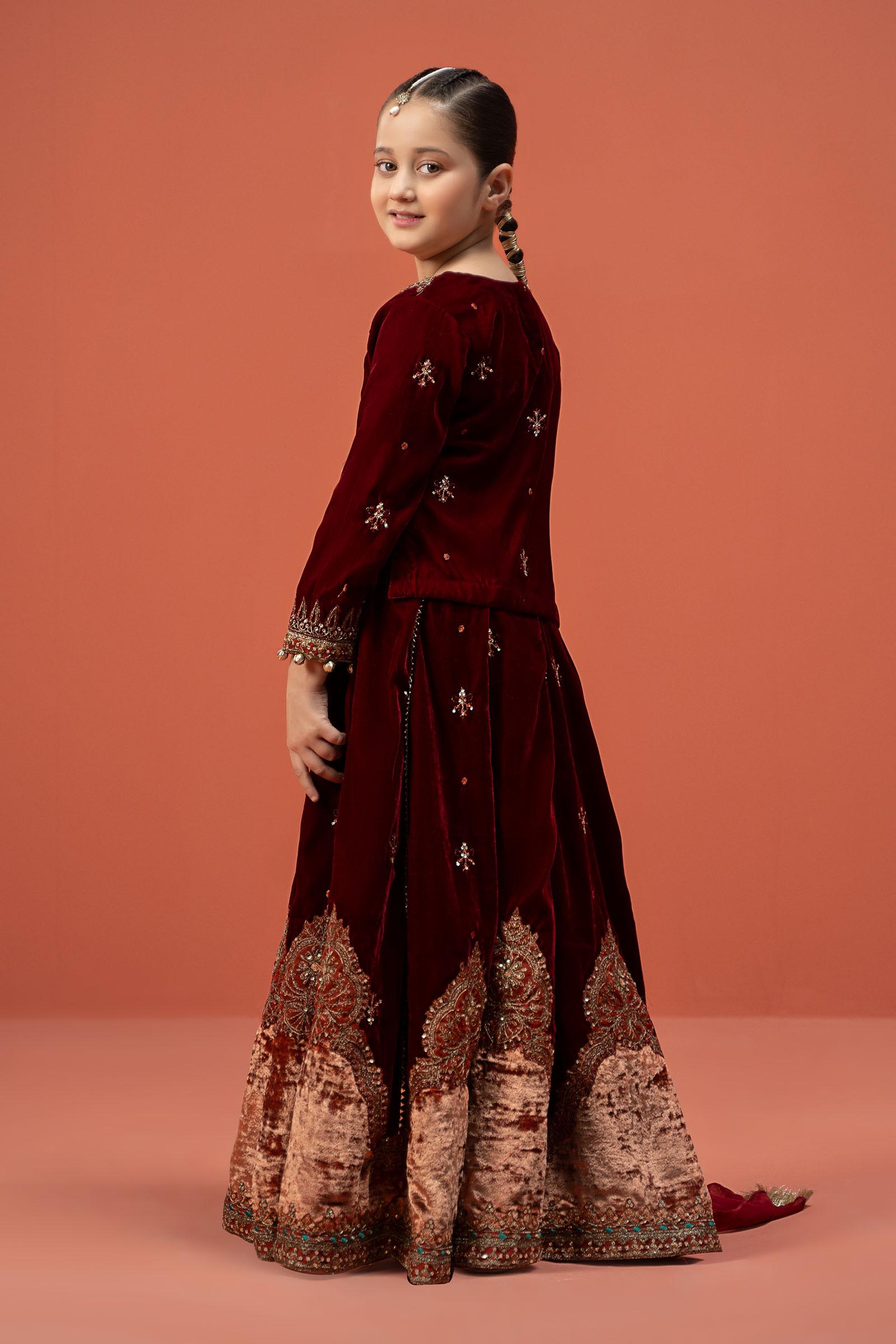 Maria B | 3 Piece Embroidered Velvet Suit | MKS-W24-14 - House Of Hania
