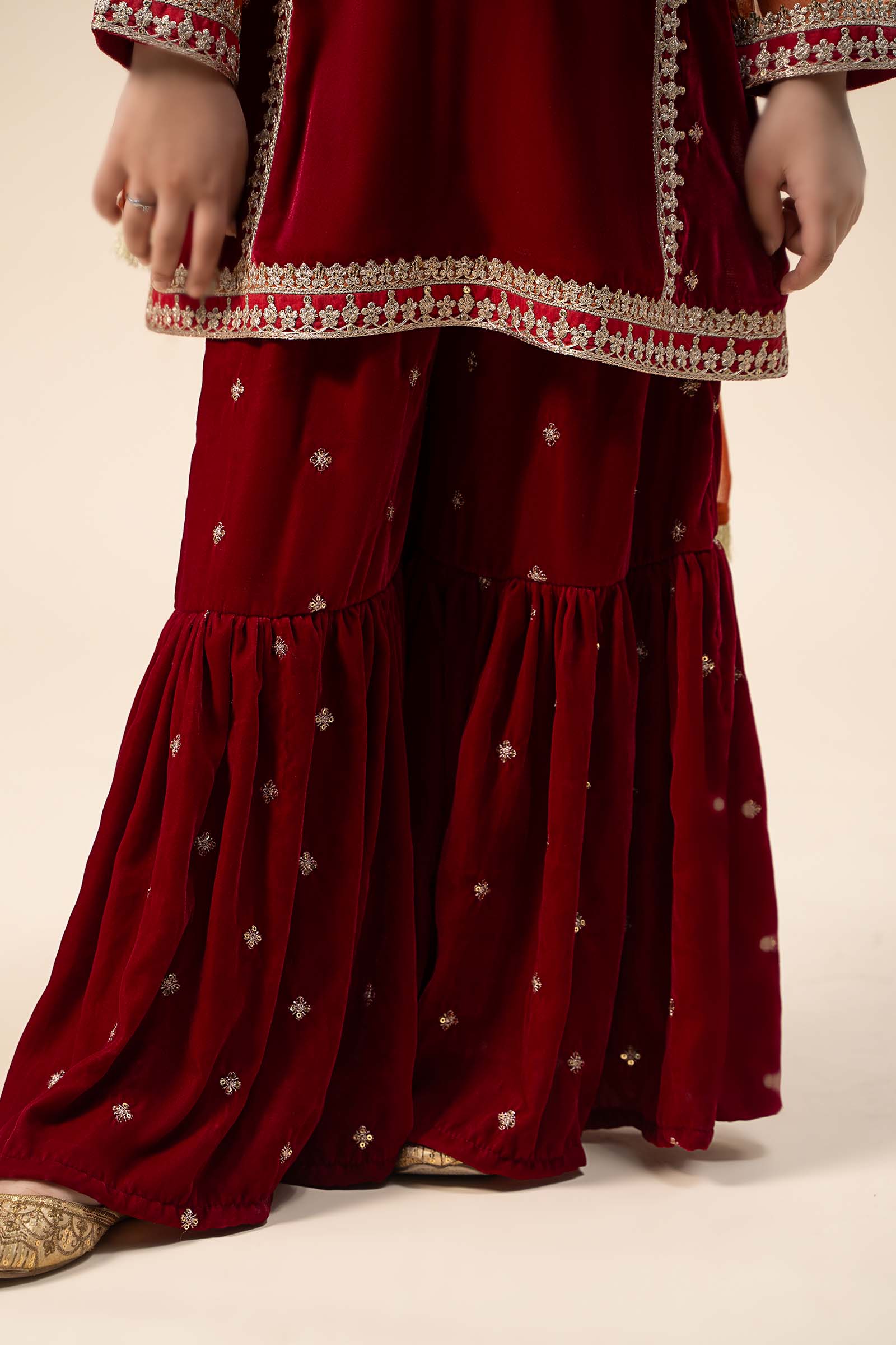 Maria B | 3 Piece Embroidered Velvet Suit | MKS-W24-16 - House Of Hania