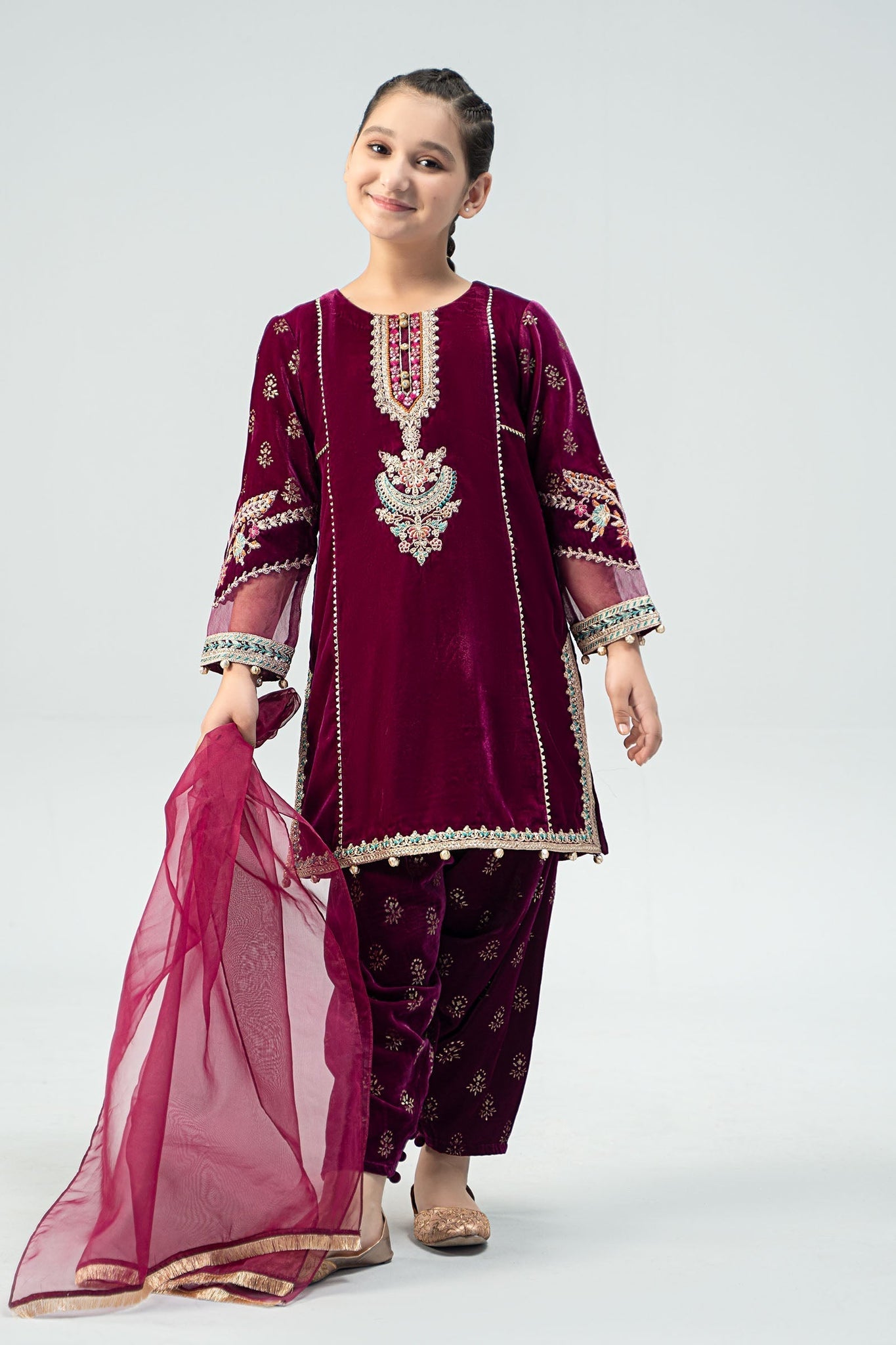 Maria B | 3 Piece Embroidered Velvet Suit | MKS-W24-32 - House Of Hania