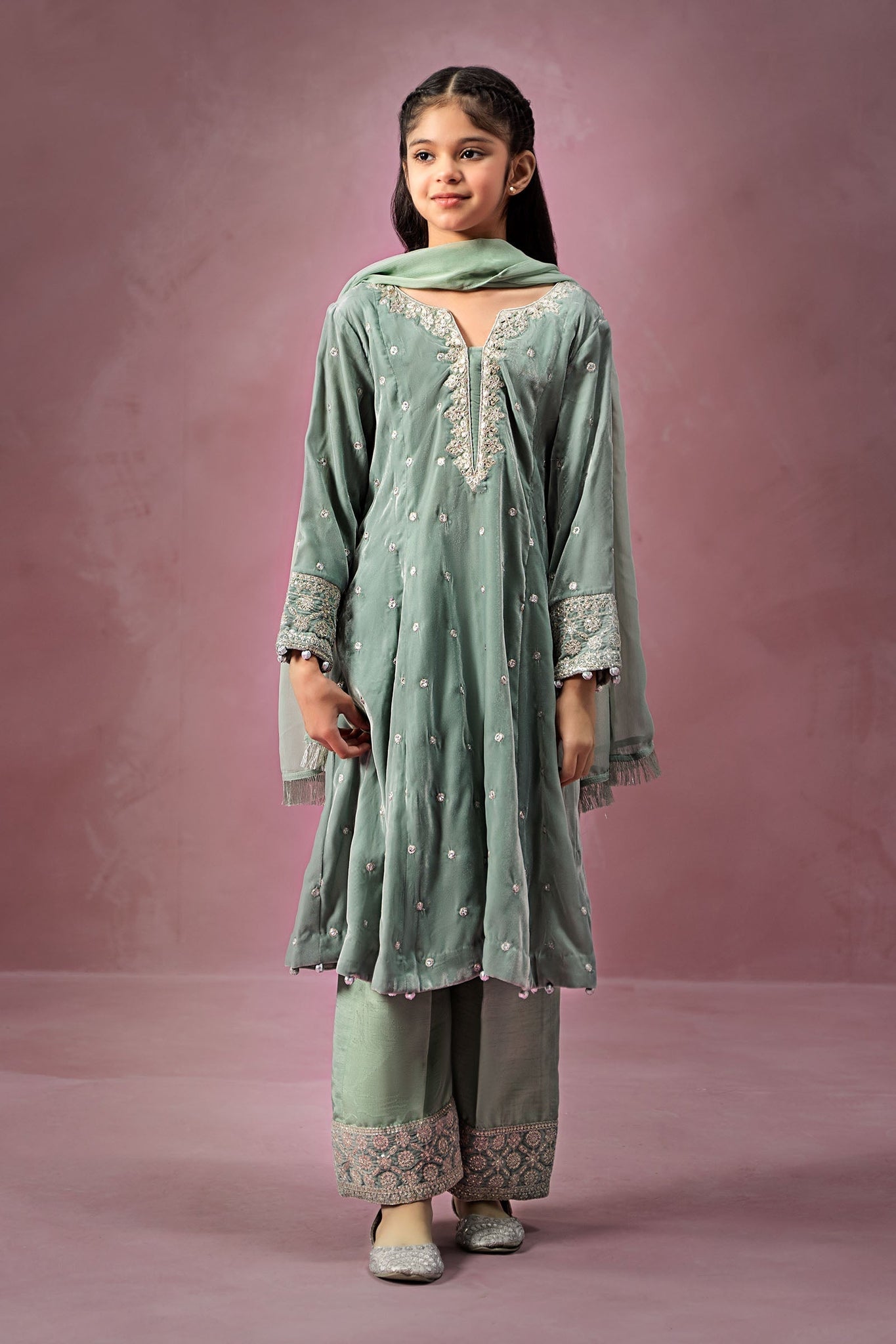 Maria B | 3 Piece Embroidered Velvet Suit | MKS-W24-38 - House Of Hania
