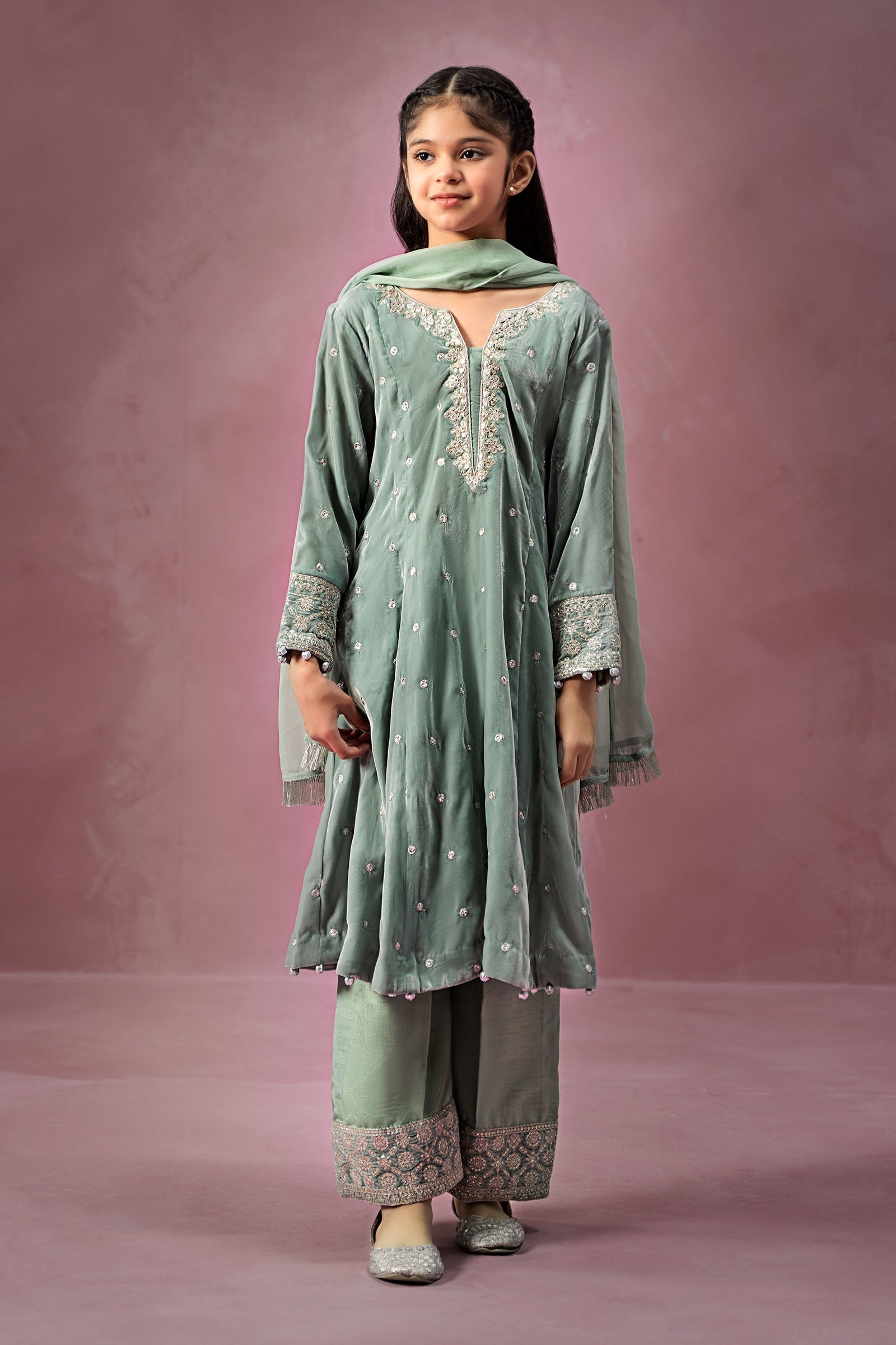 Maria B | 3 Piece Embroidered Velvet Suit | MKS-W24-38 - House Of Hania