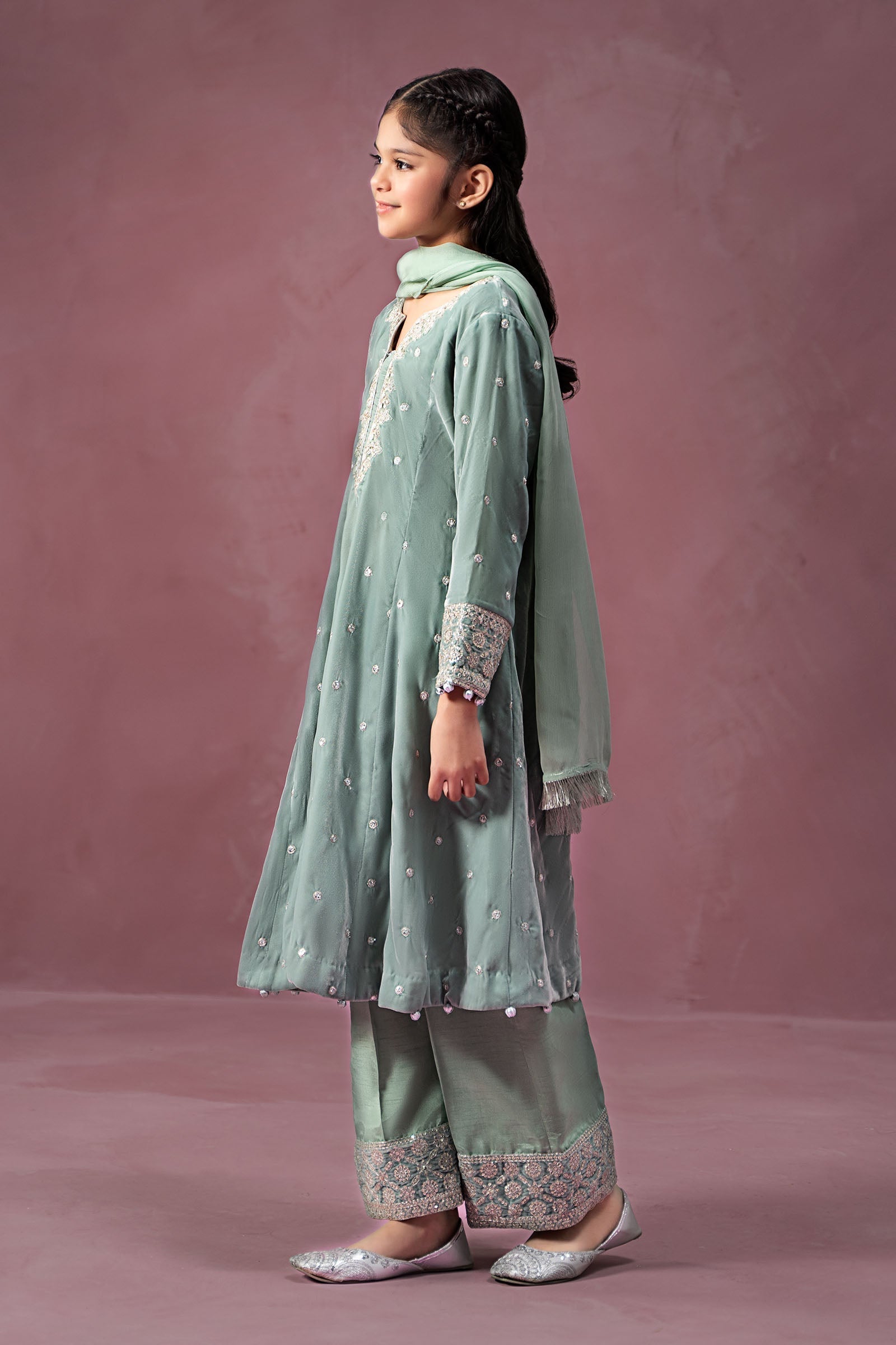 Maria B | 3 Piece Embroidered Velvet Suit | MKS-W24-38 - House Of Hania