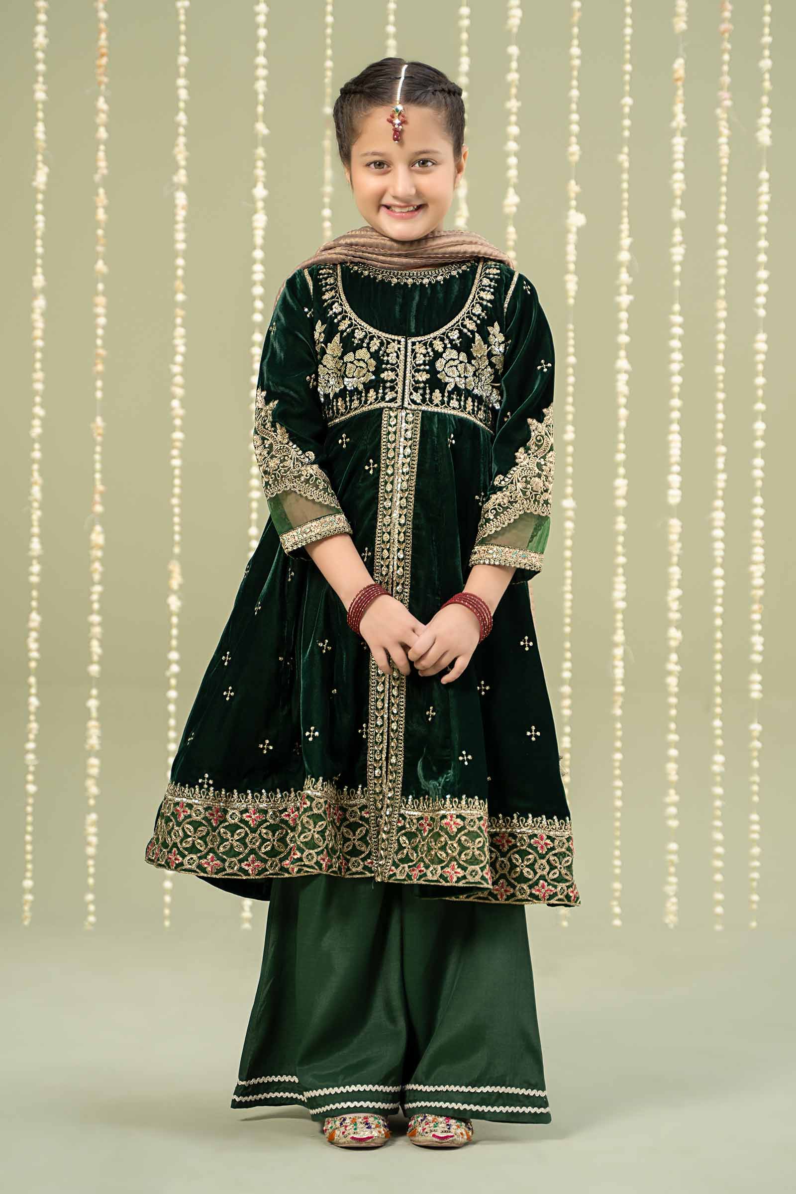 Maria B | 3 Piece Embroidered Velvet Suit | MKS-W24-40 - House Of Hania