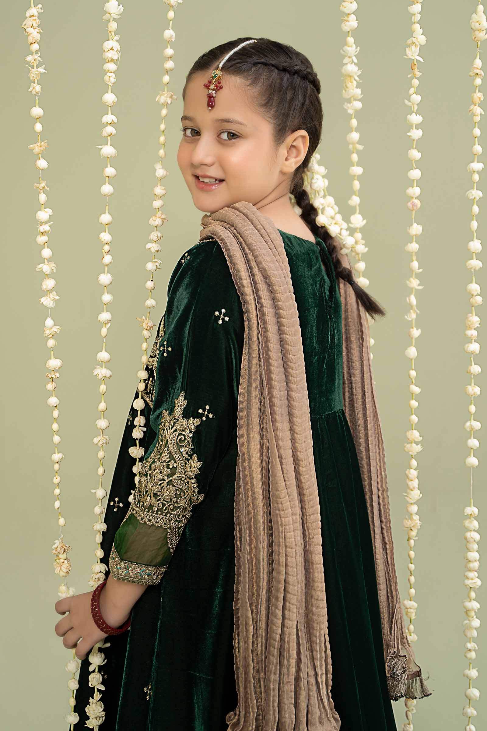 Maria B | 3 Piece Embroidered Velvet Suit | MKS-W24-40 - House Of Hania