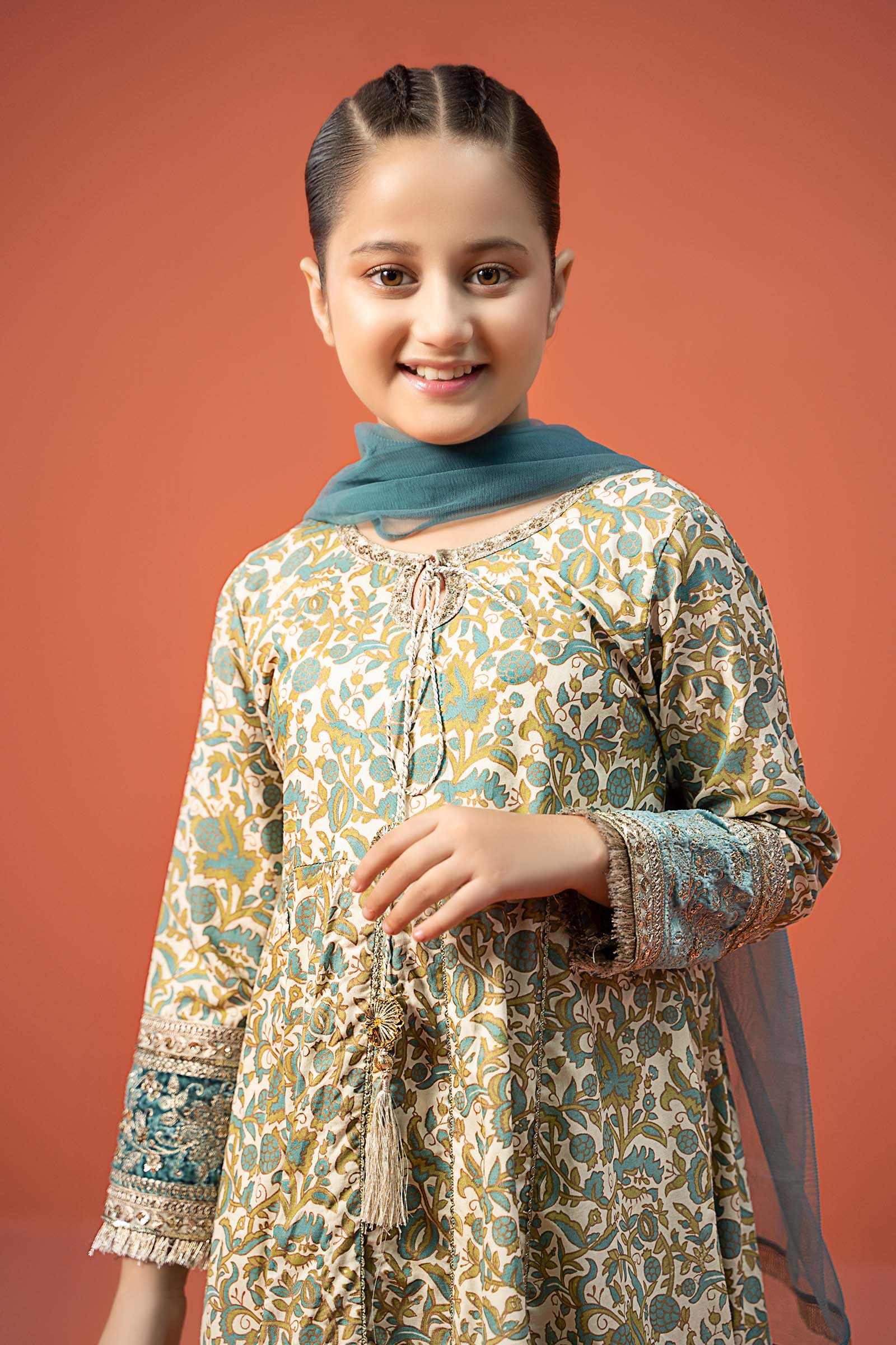 Maria B | 3 Piece Printed Linen Suit | MKD-W24-25 - House Of Hania