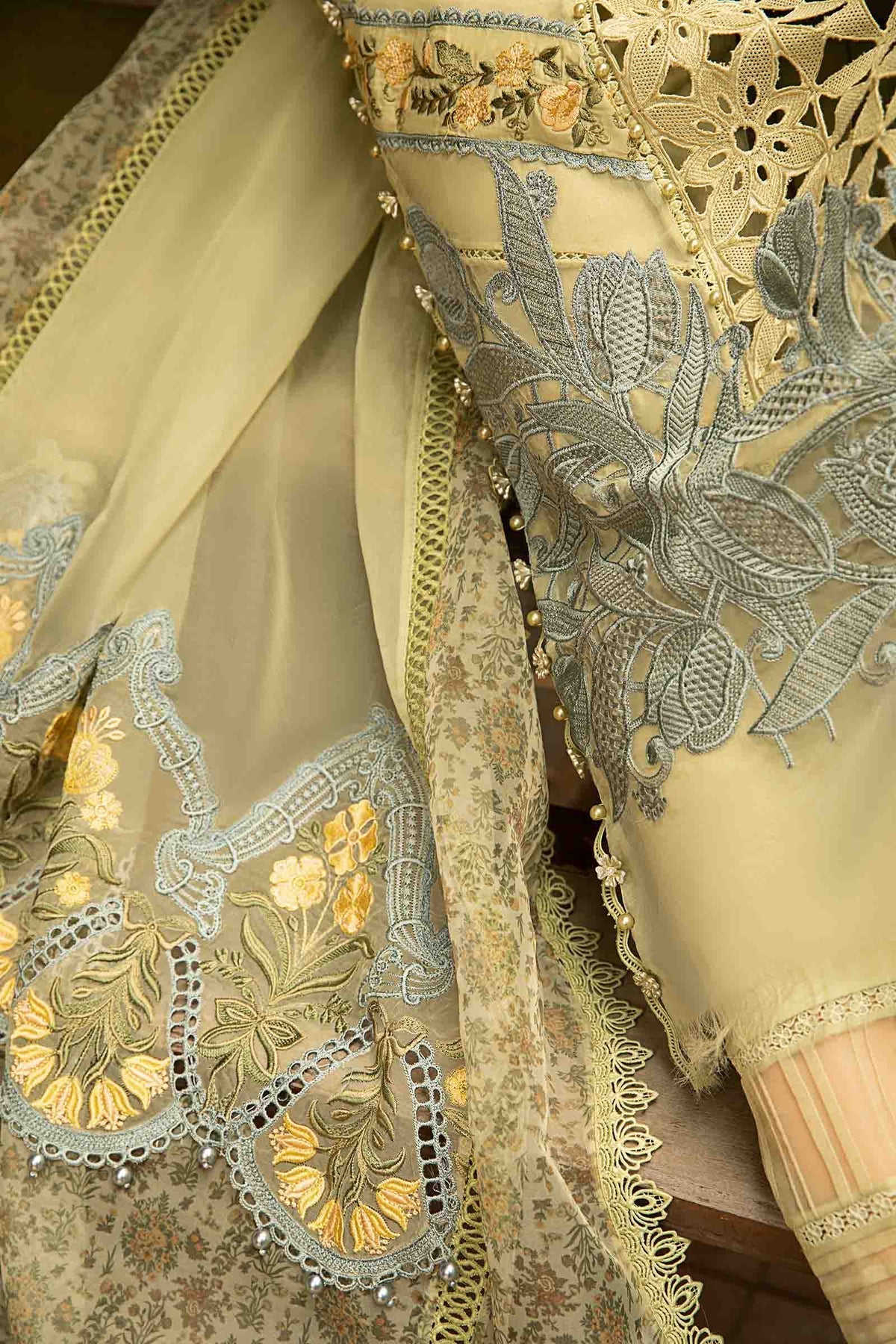 Maria B - D-2410 - House Of Hania