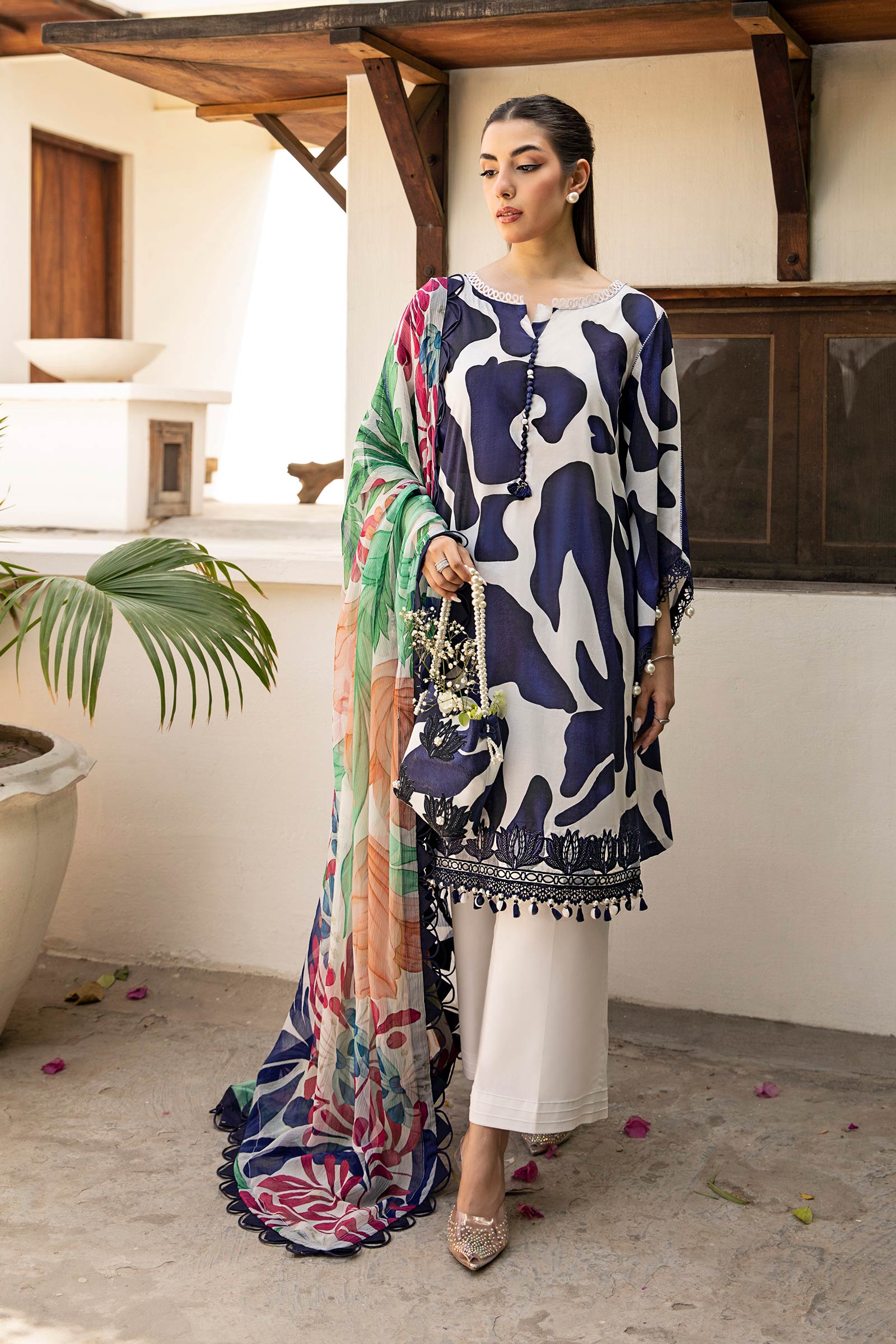 Maria B | Eid Basic Lawn | MB-CUS25-905B - House Of Hania