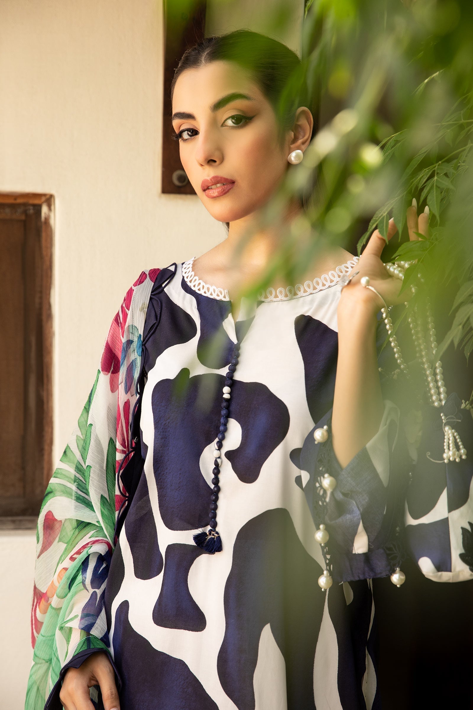 Maria B | Eid Basic Lawn | MB-CUS25-905B - House Of Hania