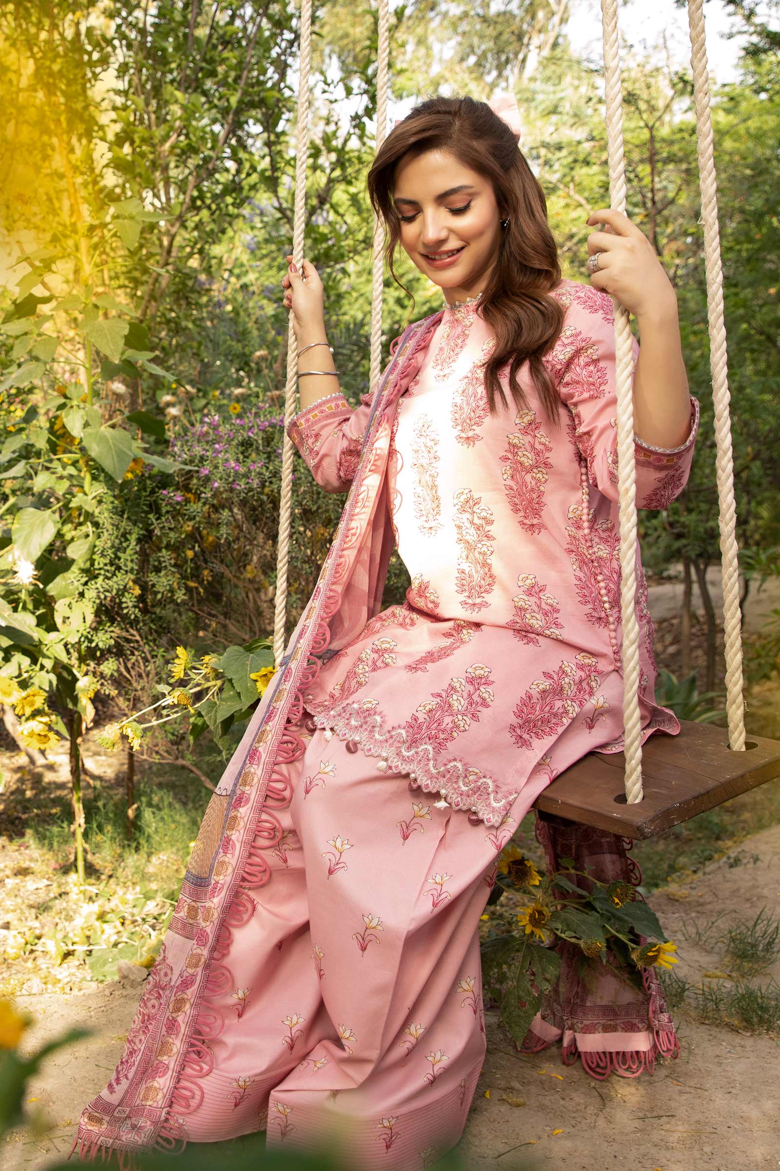 Maria B | Eid Basic Lawn | MB-CUS25-908A - House Of Hania