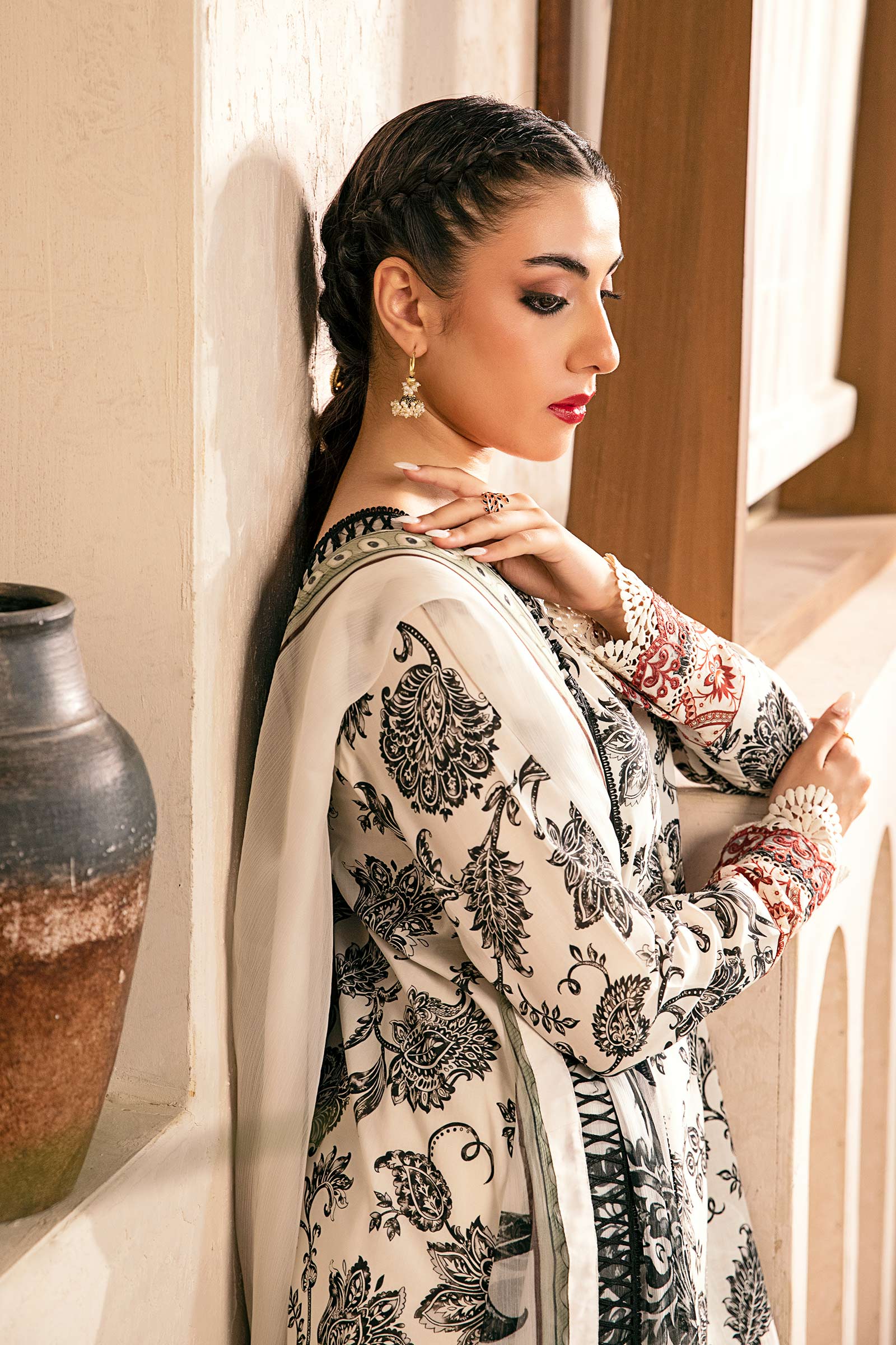 Maria B | Eid Basic Lawn | MB-CUS25-909A - House Of Hania