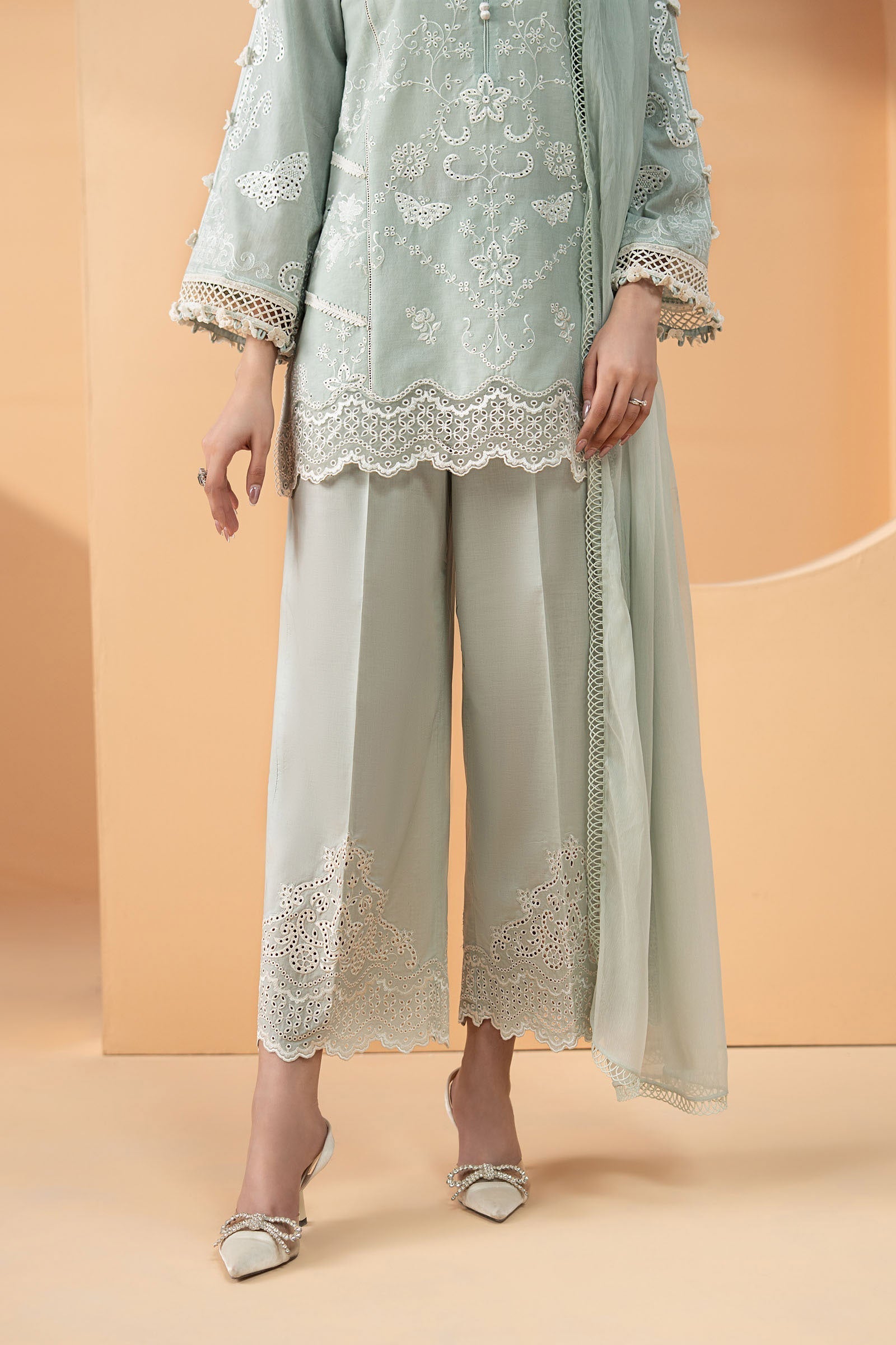 Maria B | Eid Collection 26 | 3 Piece Embroidered Dobby Lawn Suit - House Of Hania