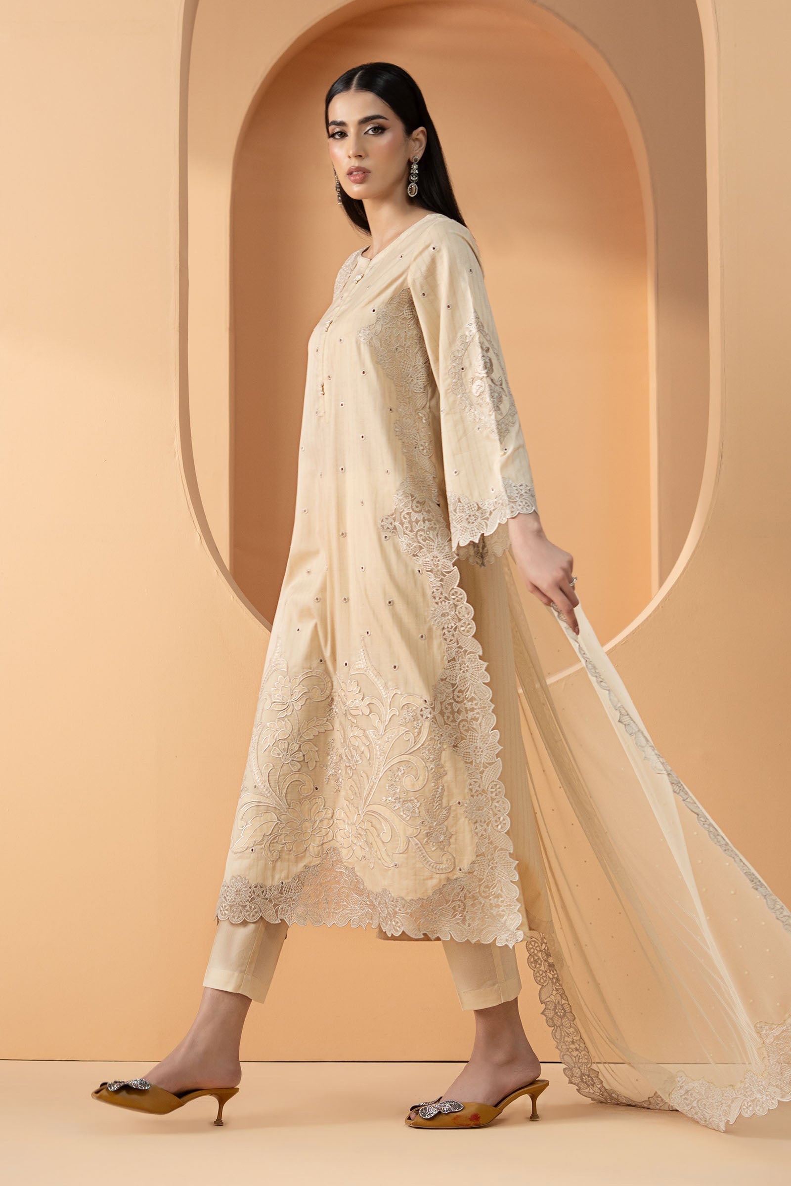Maria B | Eid Collection 26 | 3 Piece Embroidered Dobby Lawn Suit - House Of Hania